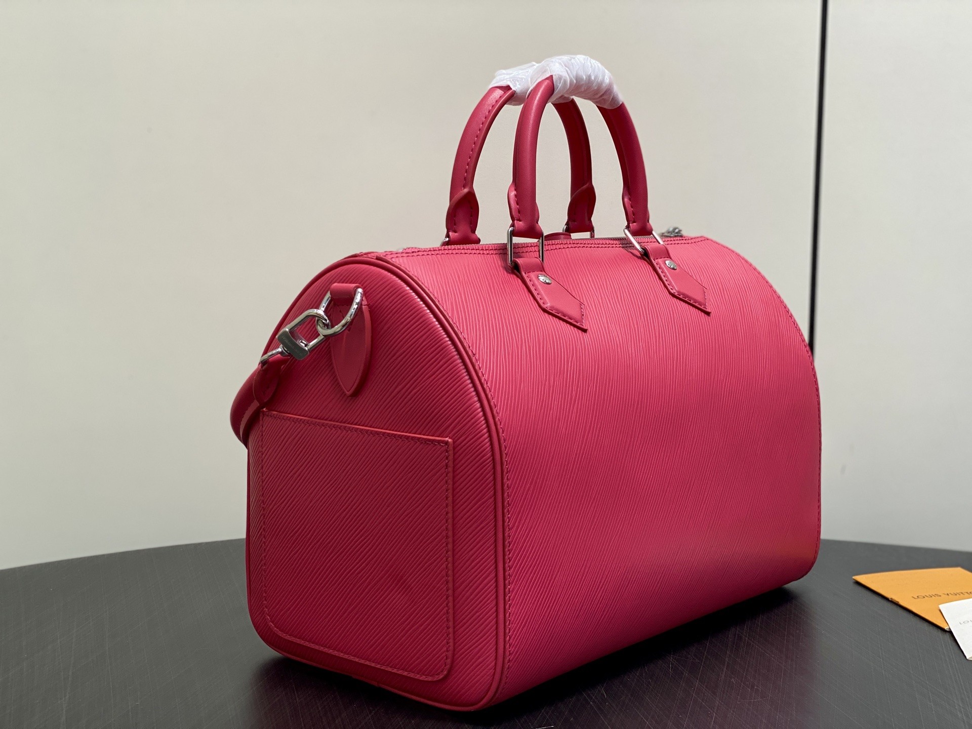 L X V Speedy soft 30 M29096 21x17x30cm detail 3