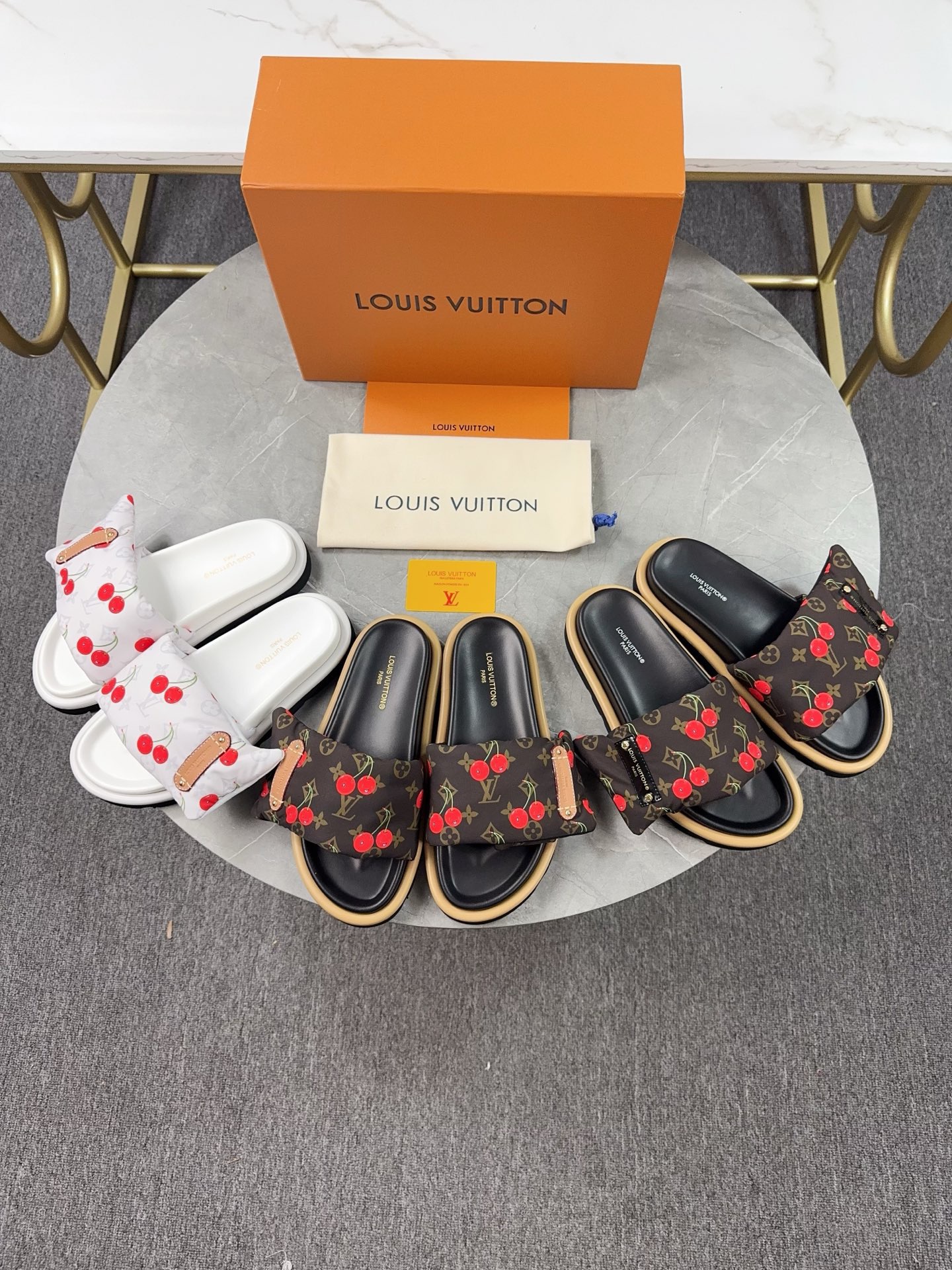 L X V Slippers 26ss detail 3