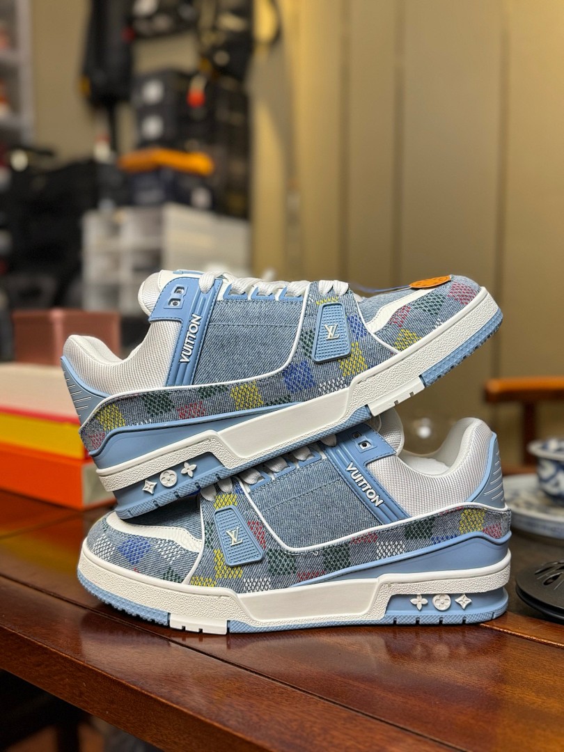 LV Trainer  仔蓝三彩棋盘格 尺码：36-46  48