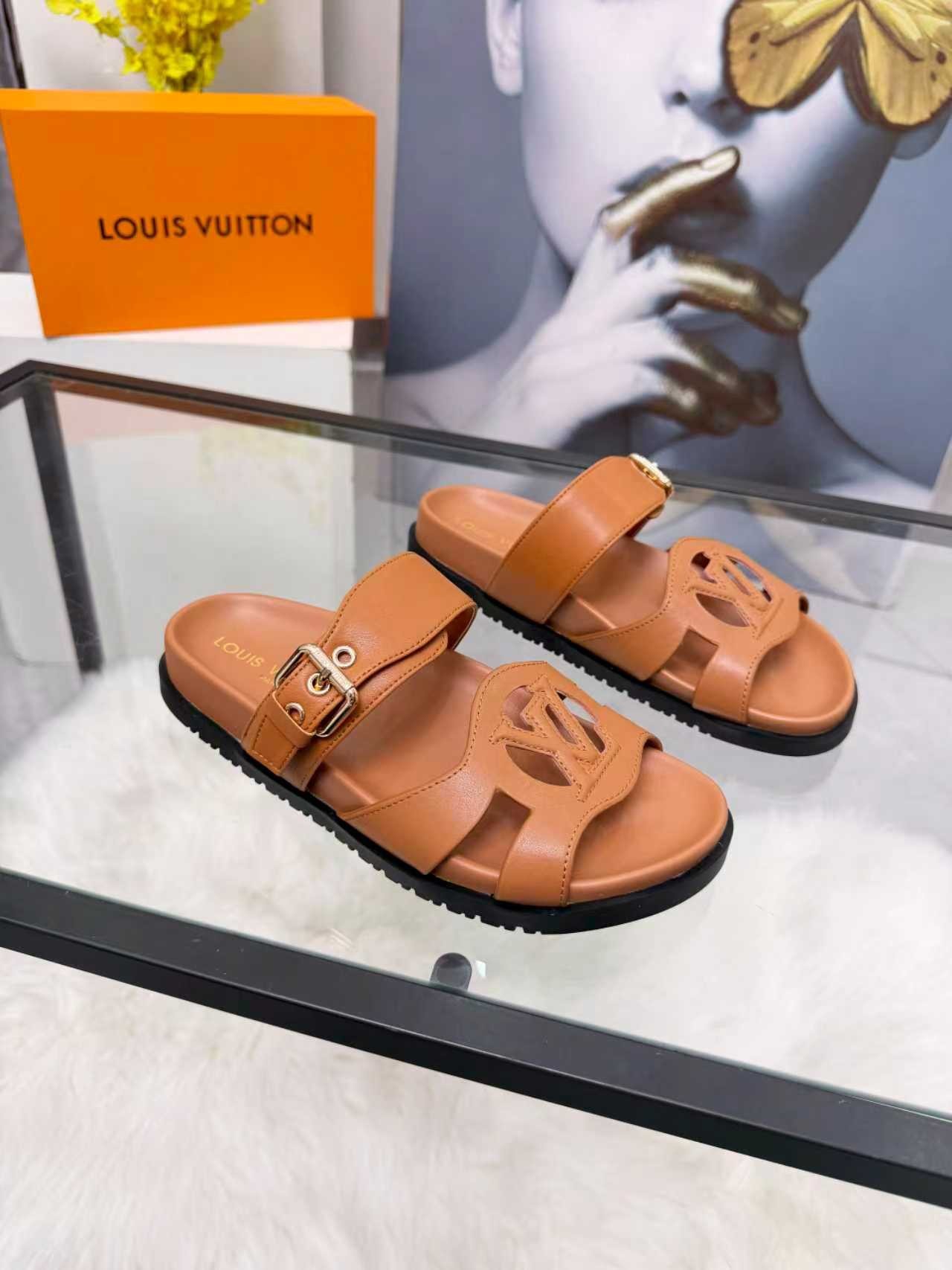 L X V SLIPPERS detail 7
