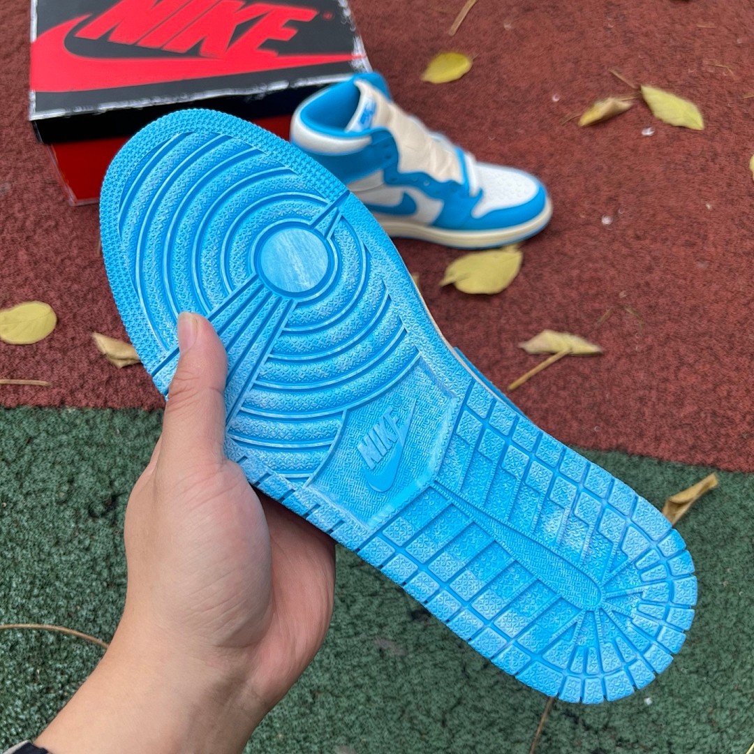aj1做旧北卡蓝 Air Jordan 1 Hi OG “UNC Reimagined”DZ5485-402