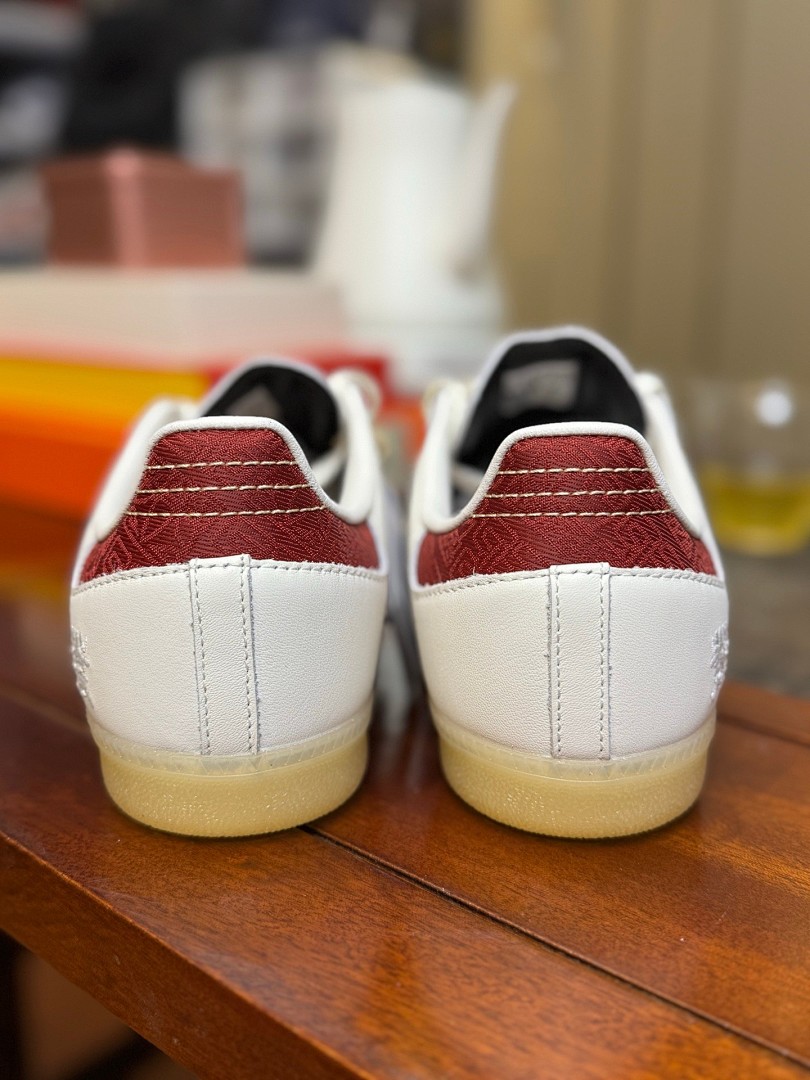 阿迪达斯德训 CNY蛇年限定白黑红 Adidas Originals Samba 桑巴德训鞋  JQ5976