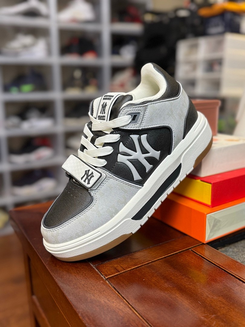 MLB白灰 黑灰  Chunky Liner Basic MID 中帮魔术贴 灰白 MLB Chunky Liner Basic MID 中帮魔术贴 灰白 增高