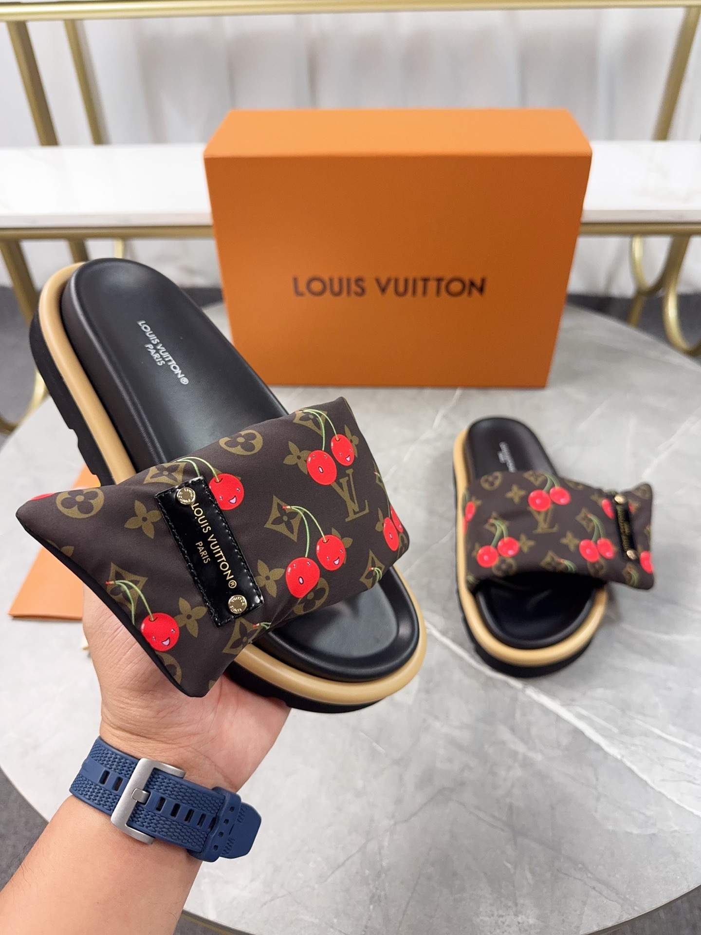 L X V Slippers 26ss detail 6