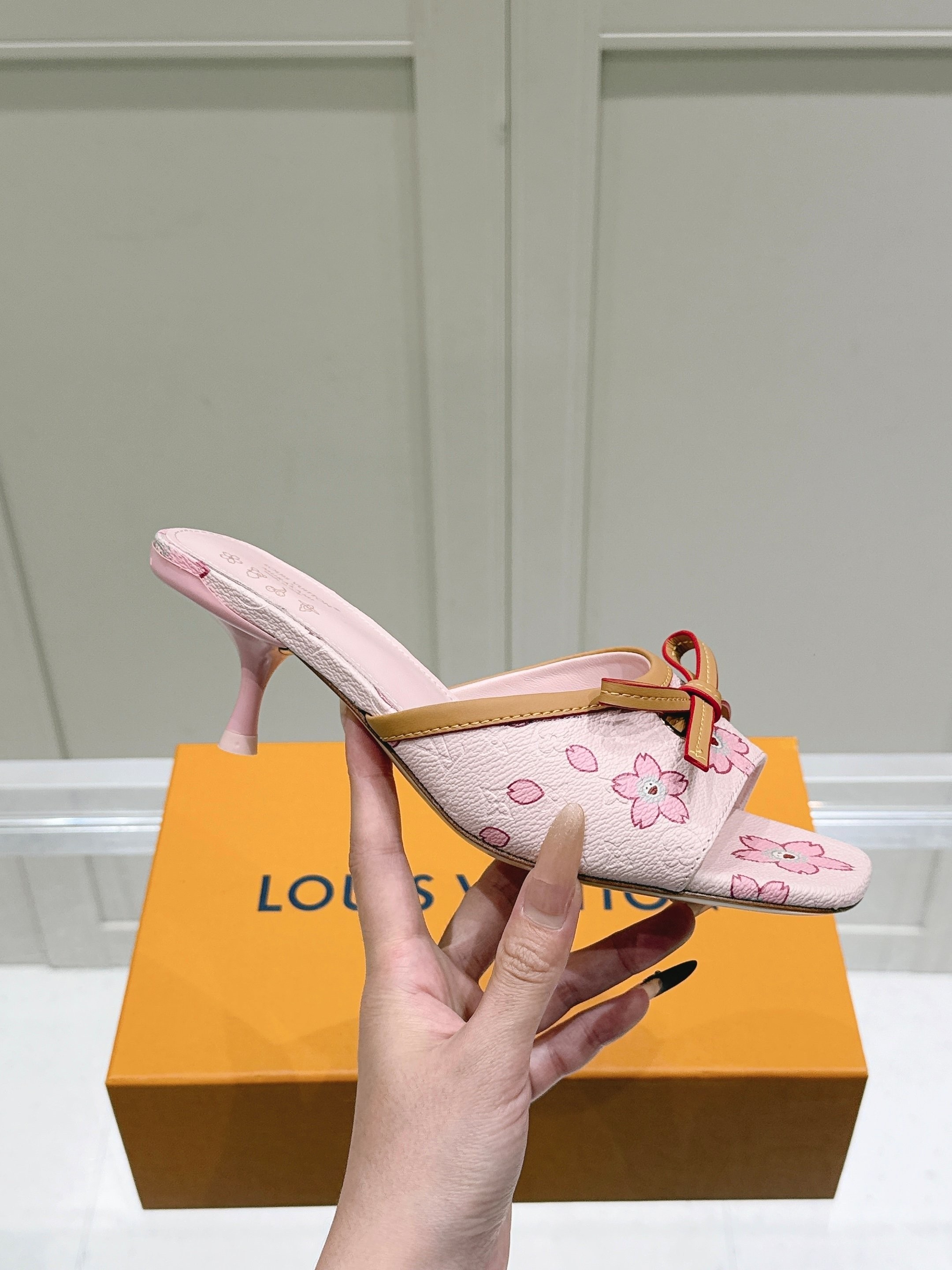 L X V Female High Heels 5.5cm(Multiple colors) detail 3