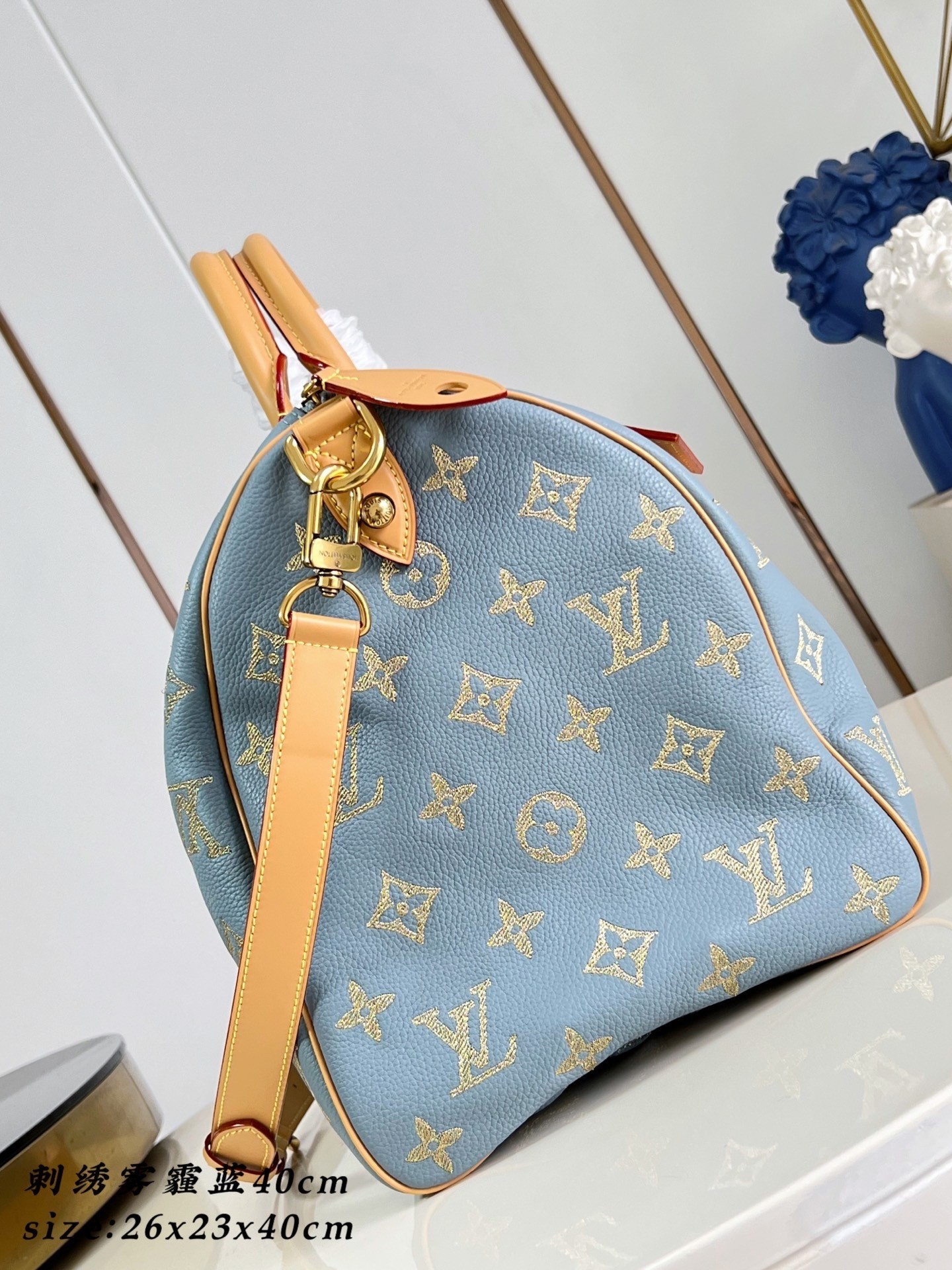 L X V Speedy P9 Bandoulière 40 M13916 Size:26x23x40cm detail 3