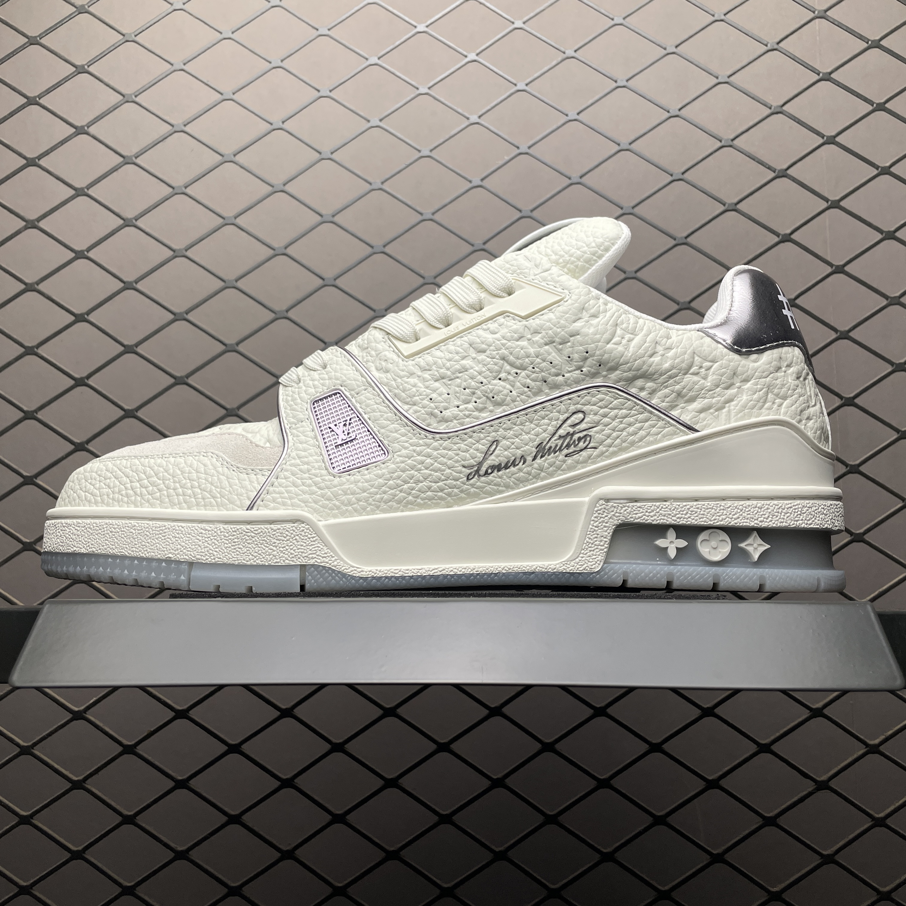 L X V TRAINER Sneakers