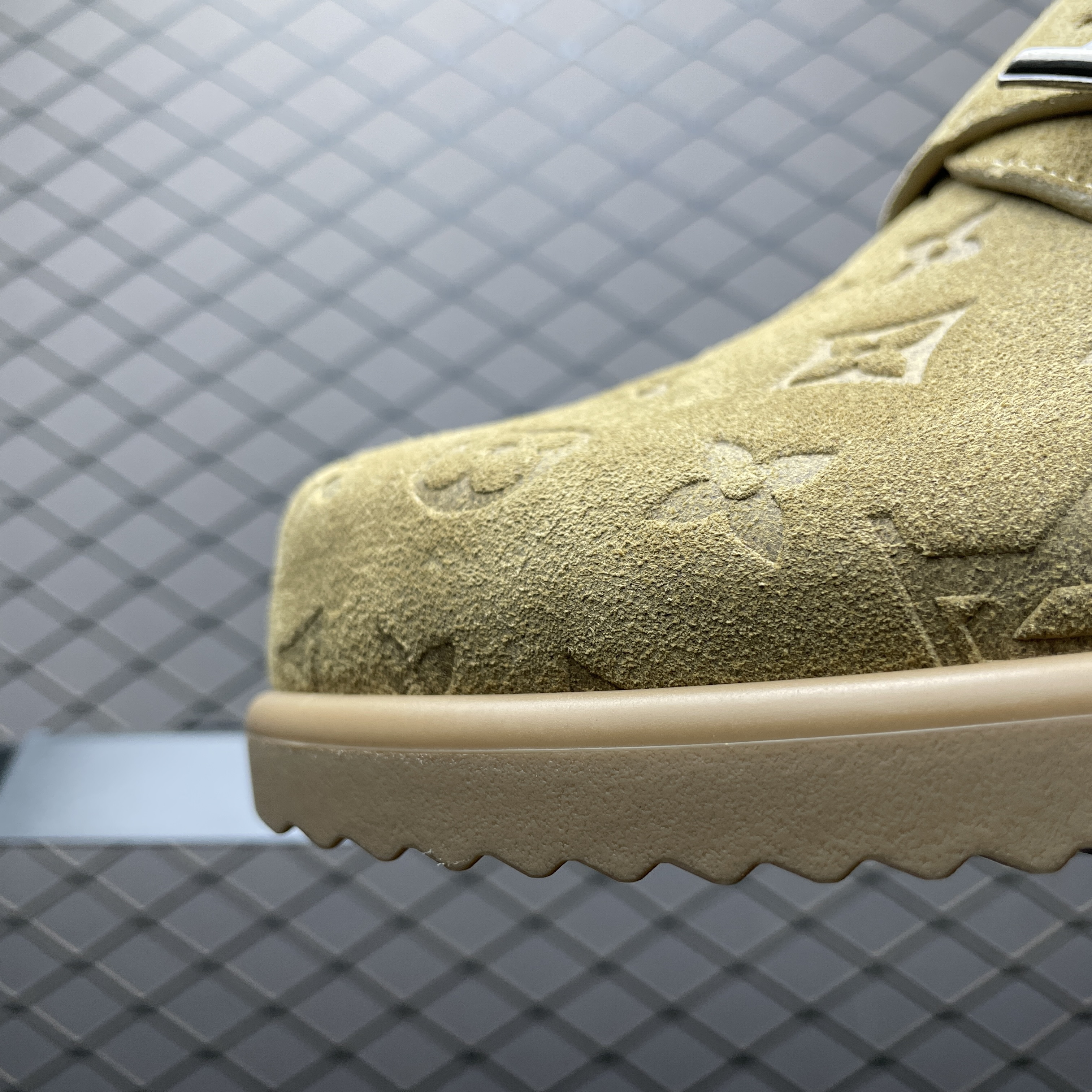 L X V Easy slippers(Multiple colors) detail 14