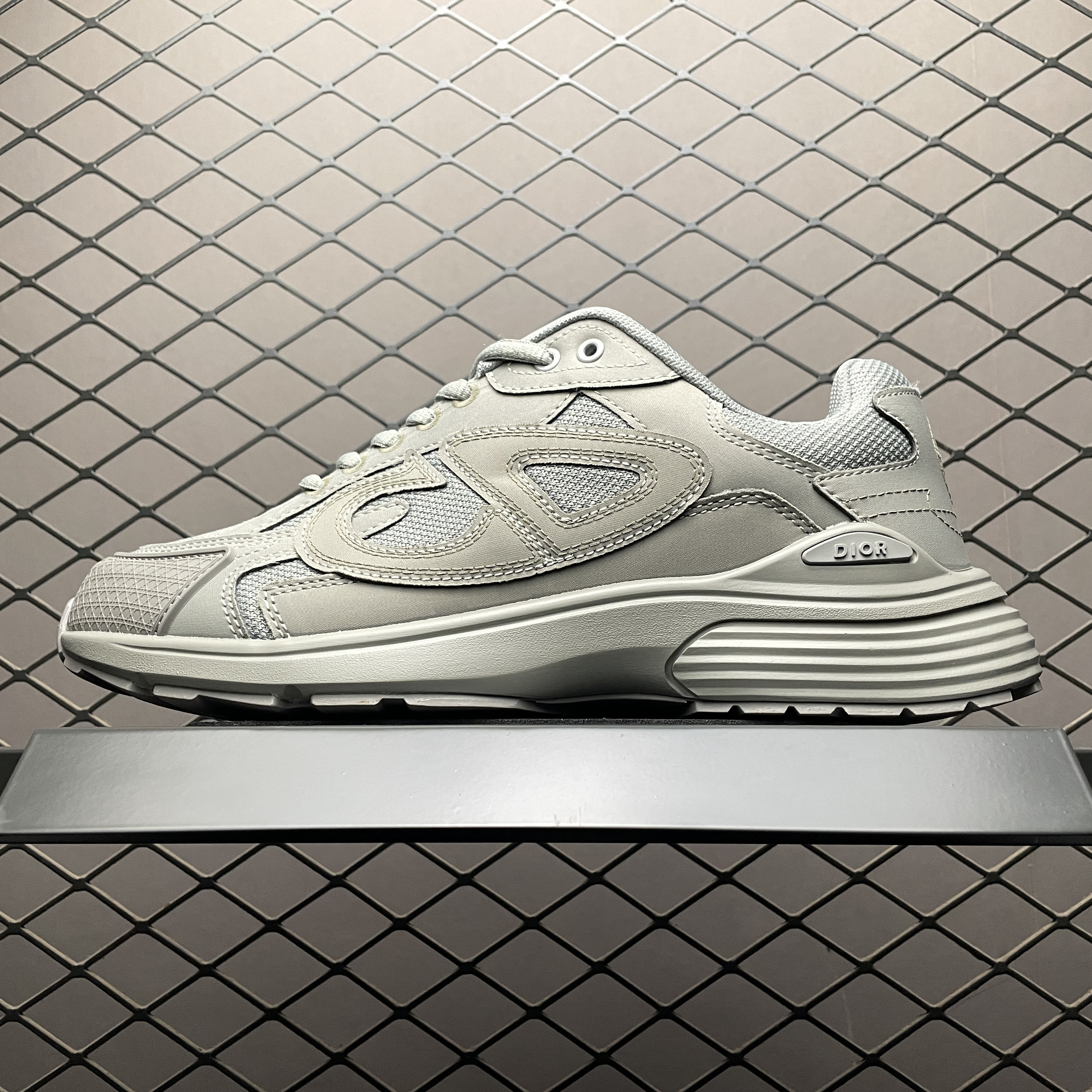 DR b30 sneaker