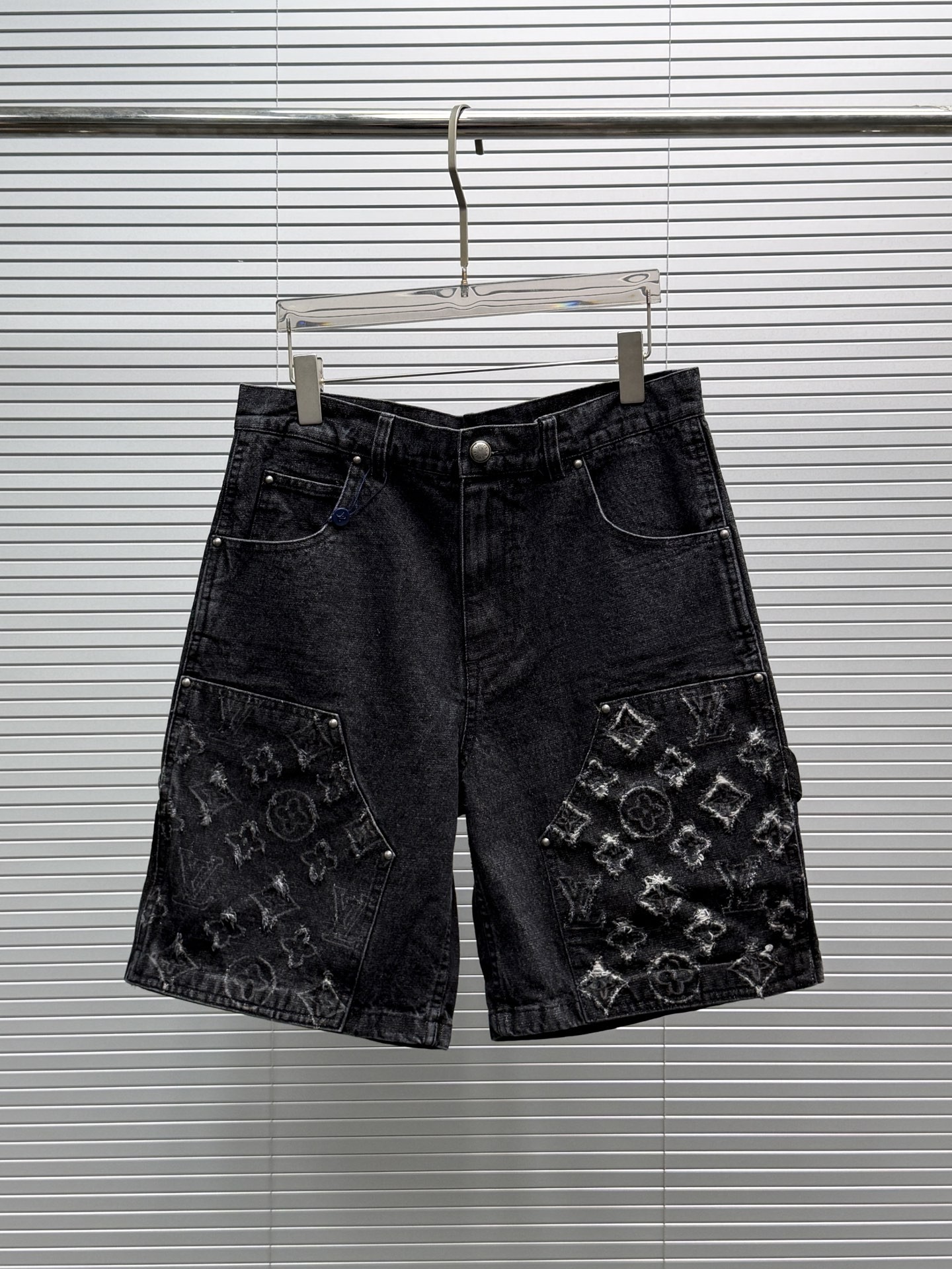 L X V Jeans Shorts