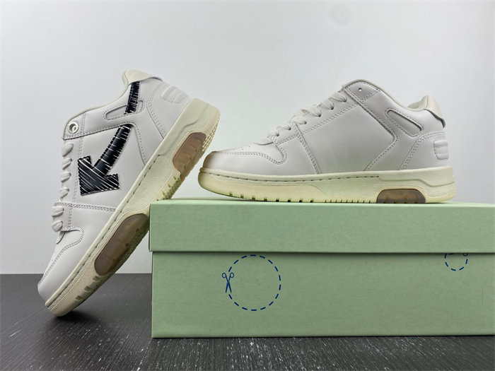 OW OOO Low Tops White Black SS21 OMIA189S21LEA0030110 detail 2