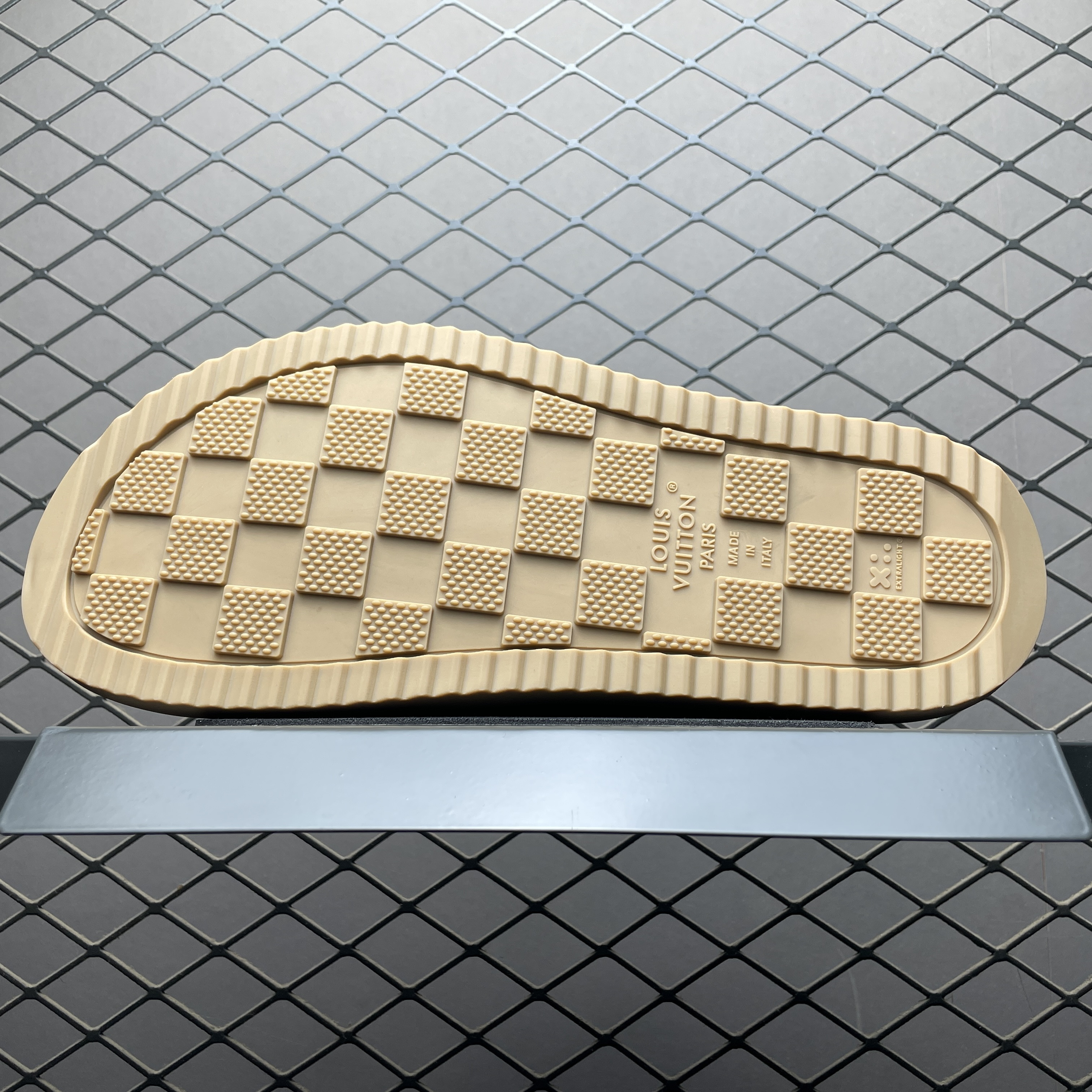 L X V Easy slippers(Multiple colors) detail 13