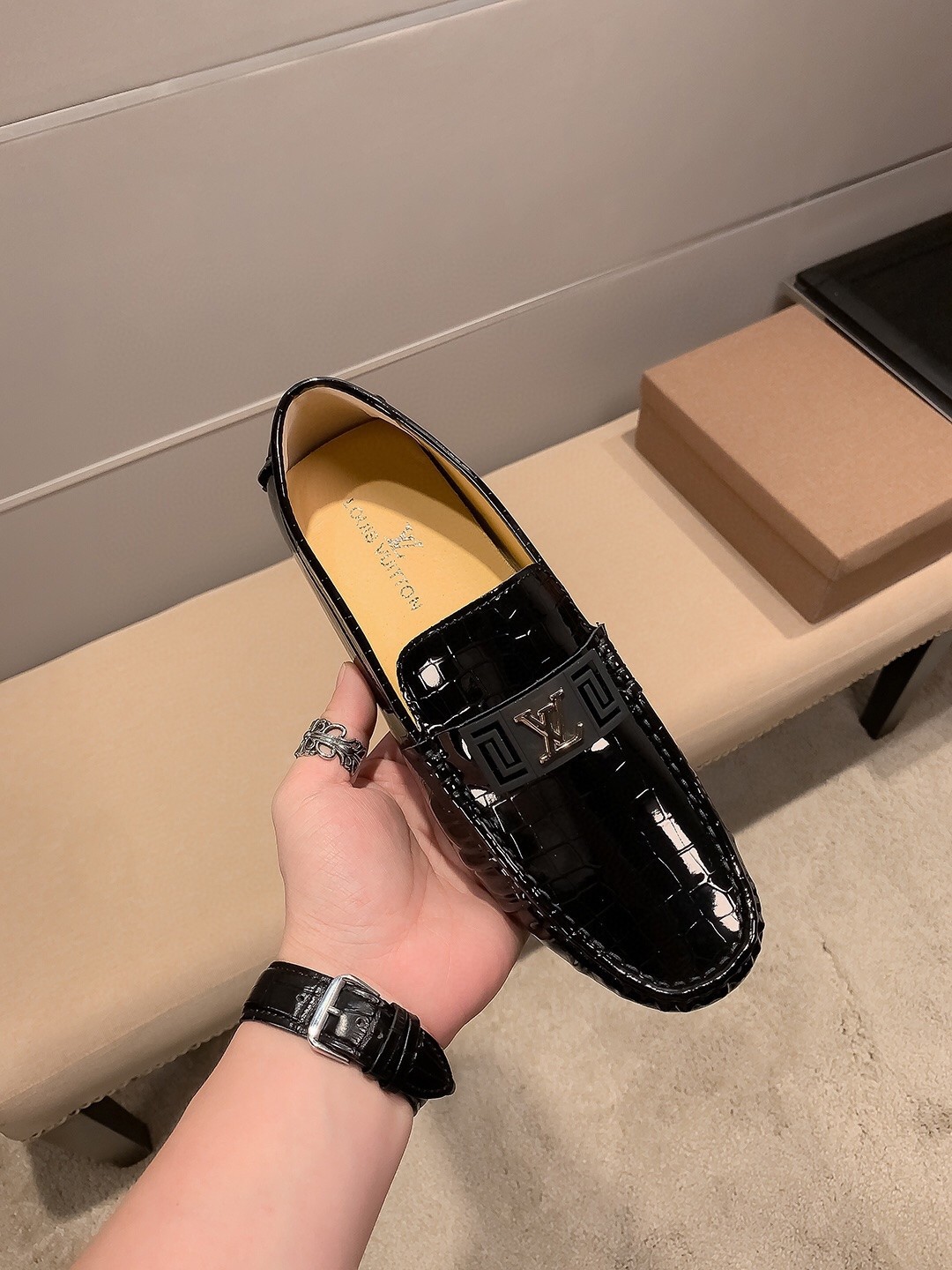 L X V Men's new high qualityLoafers detail 2