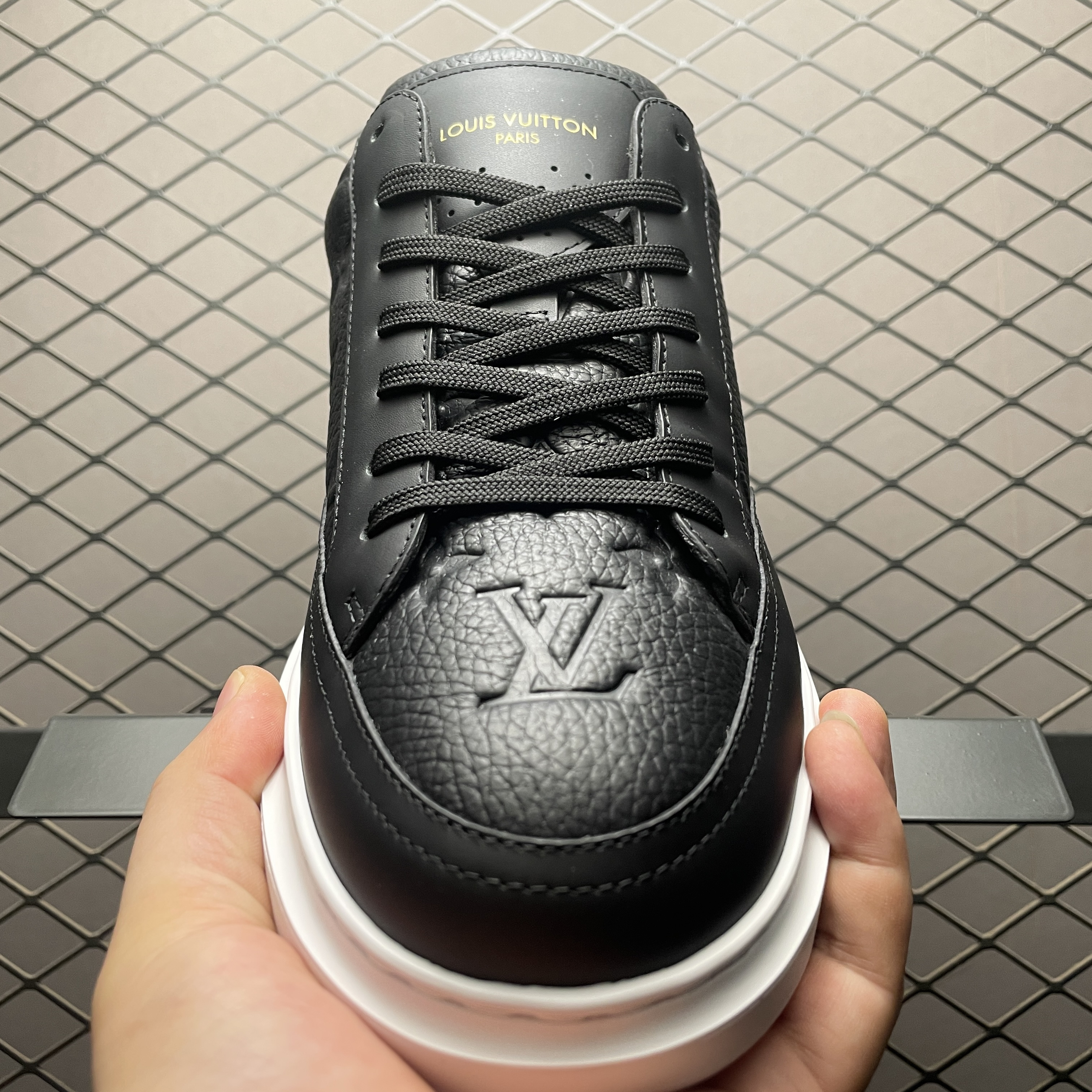 L X V Beverly Hills SNEAKERS detail 9