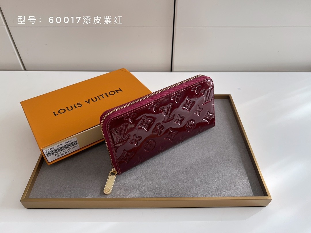 L X V Wallets Size:19x10cm detail 3