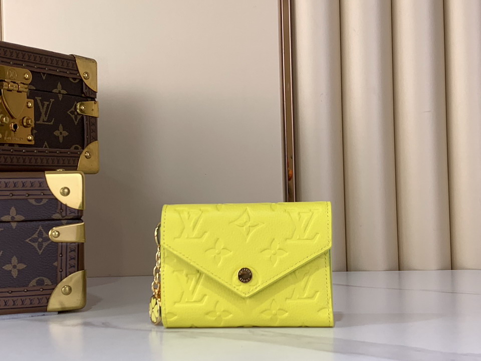 L X V Wallets(Multiple sizes) detail 27