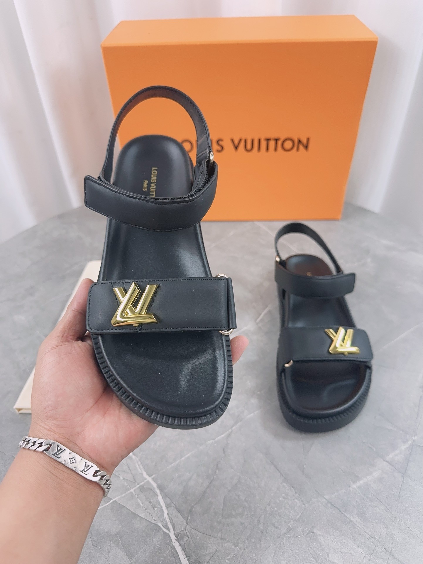 L X V SLIPPERS(Multiple colors) detail 8