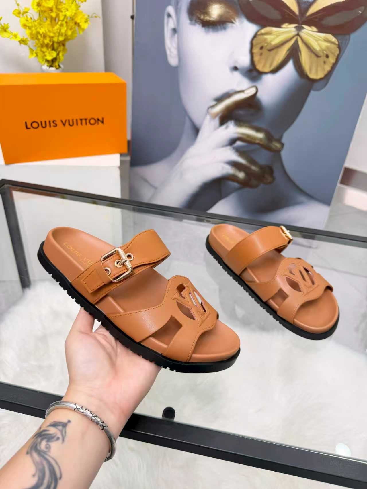 L X V SLIPPERS detail 4