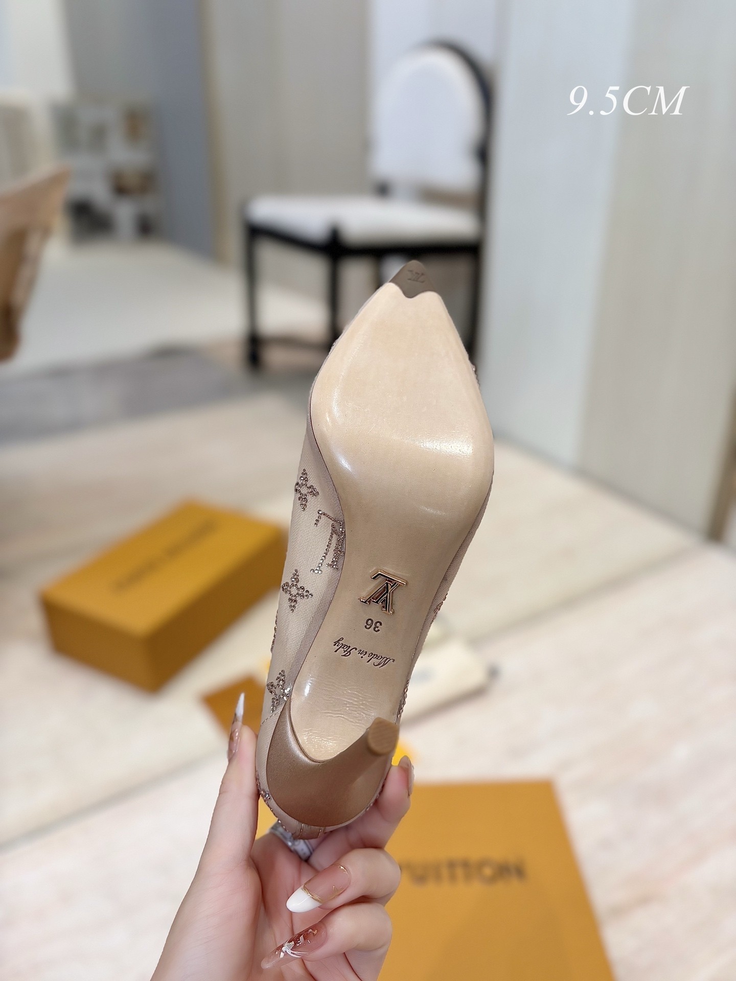 L X V High Heels 9.5cm detail 10