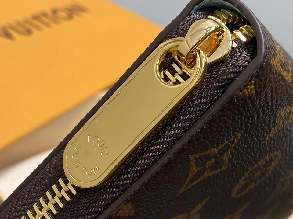 L X V Wallets(Multiple colors) detail 14