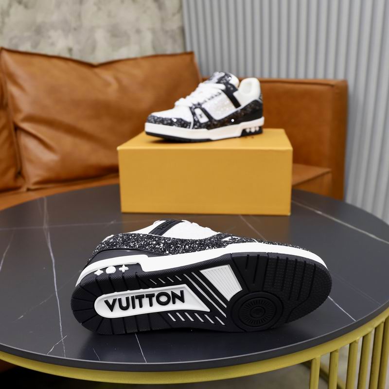 L X V Trainers Sneakers detail 8