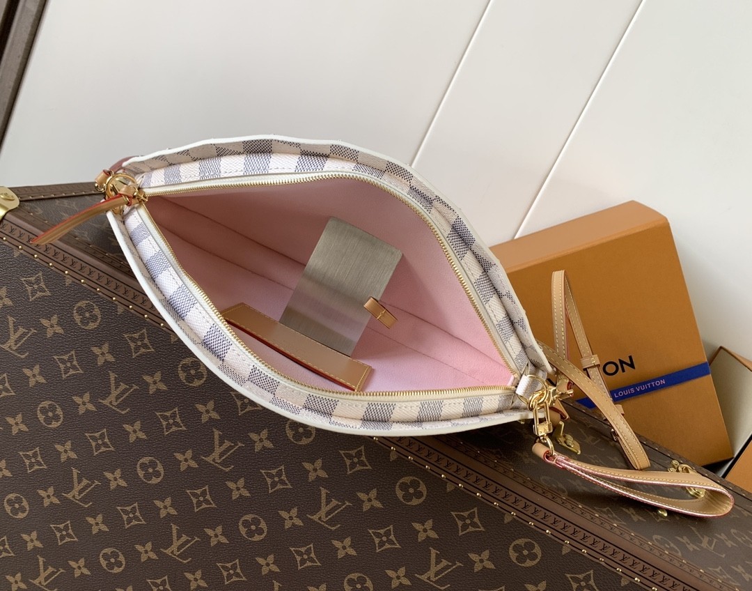 L X V M14804 size:37*19*6CM(Multiple colors) detail 9