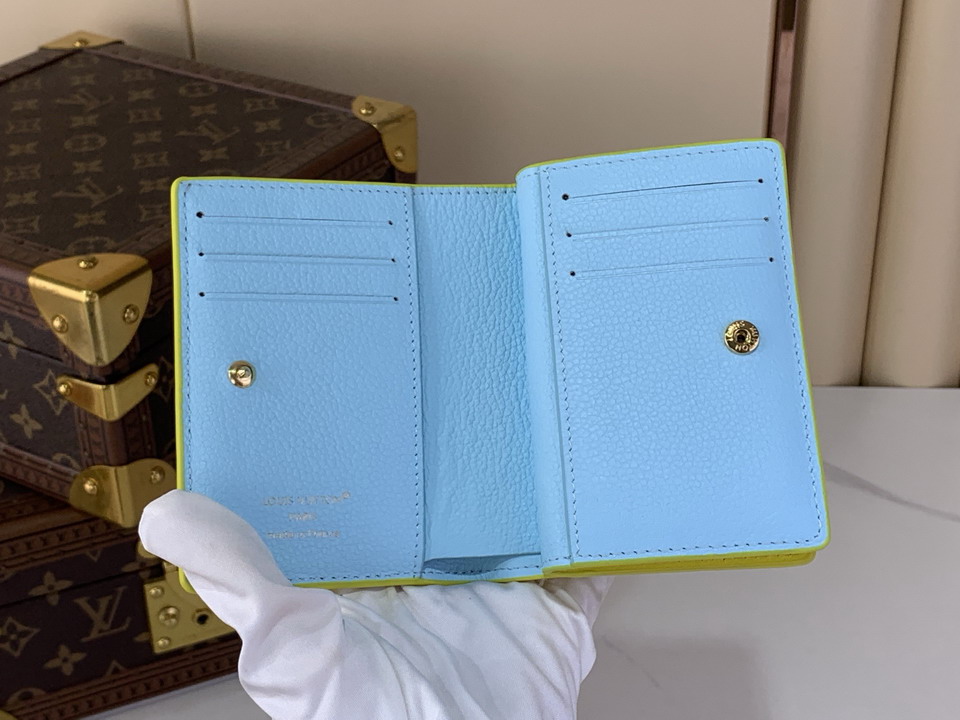 L X V Wallets(Multiple sizes) detail 9