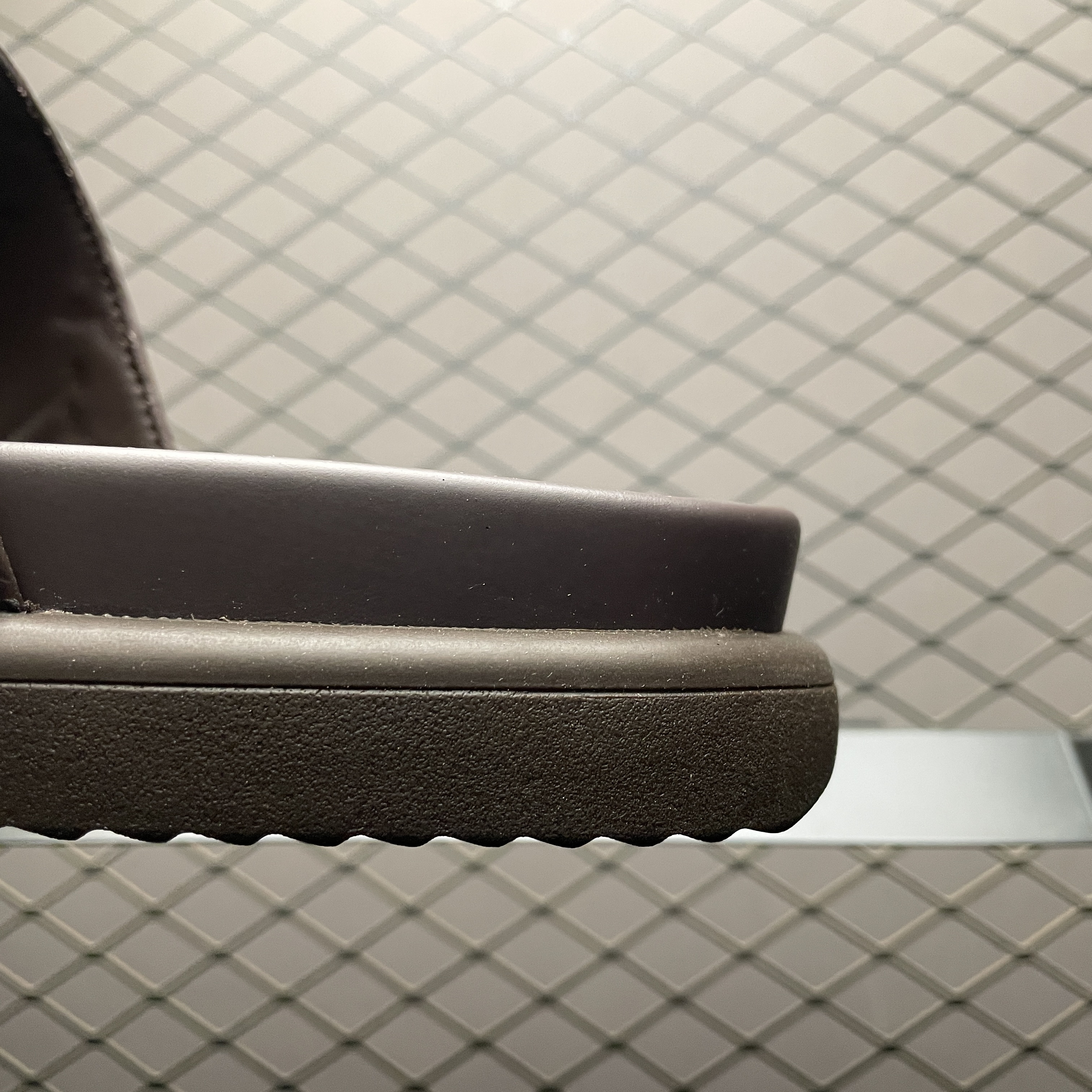 L X V Venice slippers(Multiple colors) detail 35