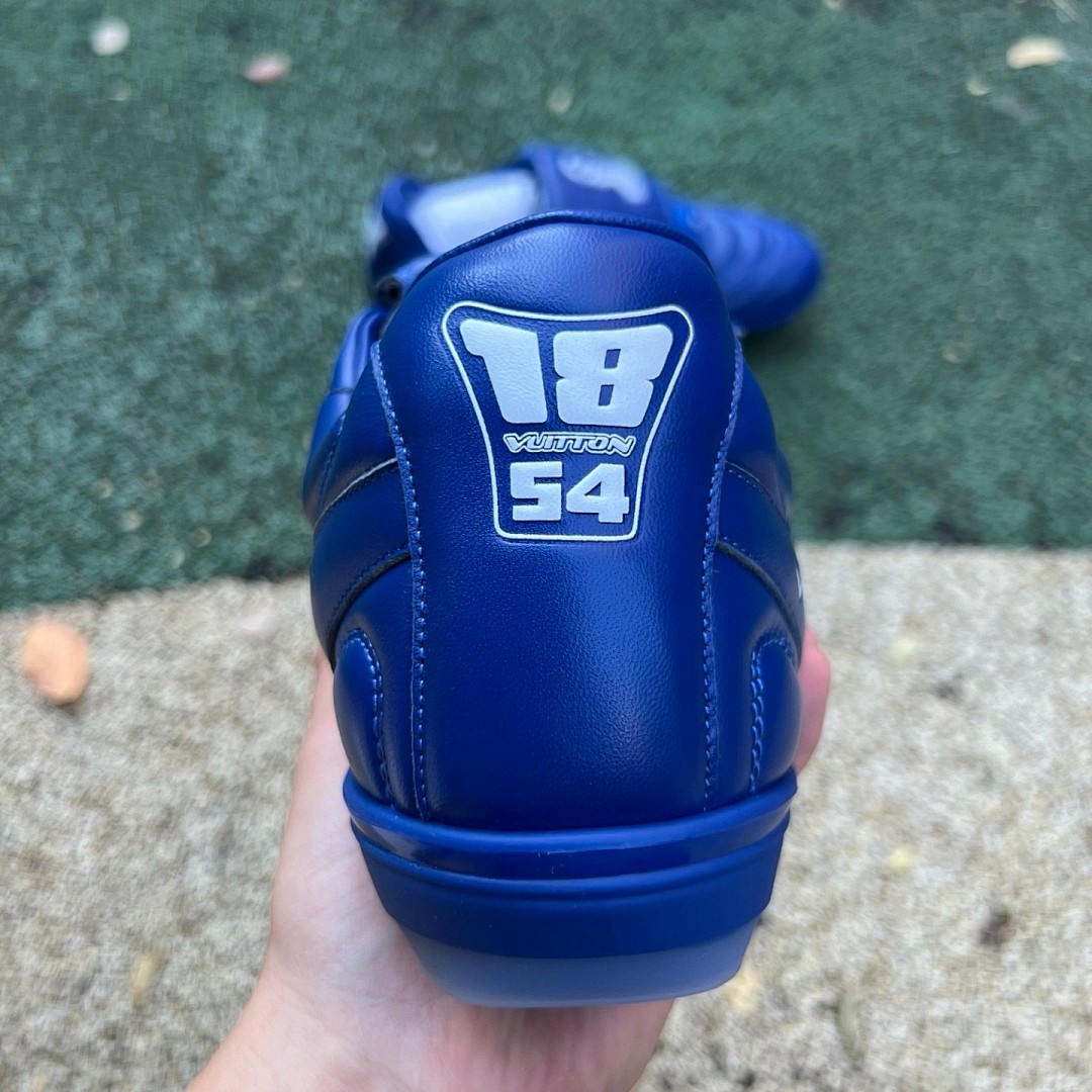 LOUIS VUITTON Footprint Soccer lv足球鞋 蓝色 尺码：39-45   52