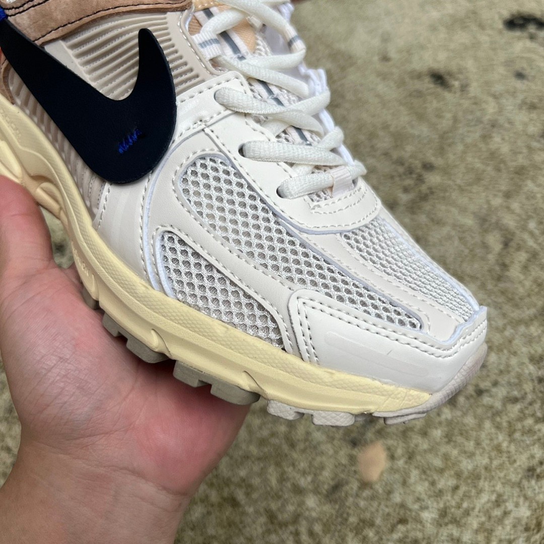 耐克王 Vomero 5米白 Nike Zoom Vomero 5 复古运动跑步鞋 FD0533-010