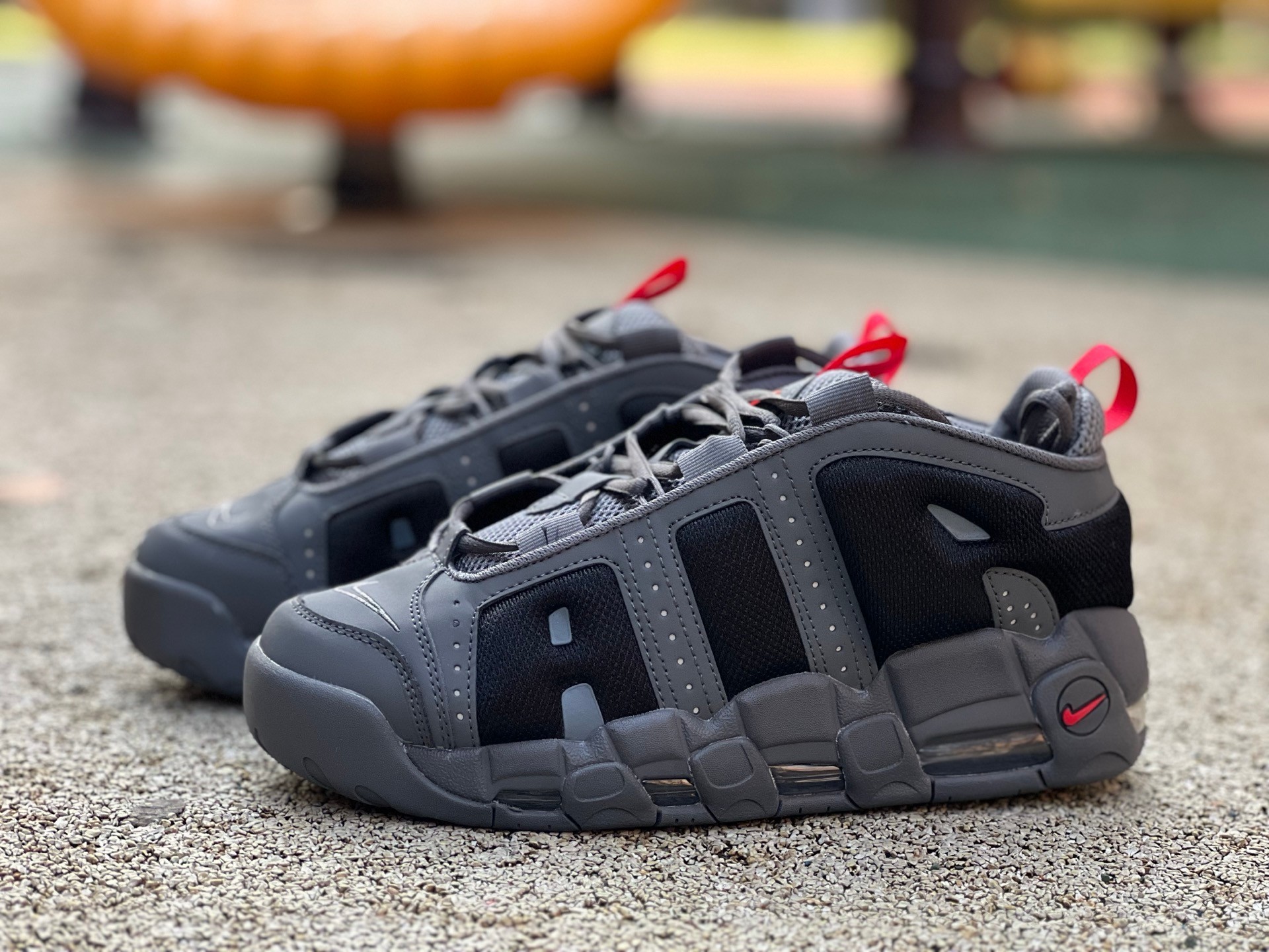 Nike Air More Uptempo LOW Hyper Royal 黑灰 ，fz3055-005