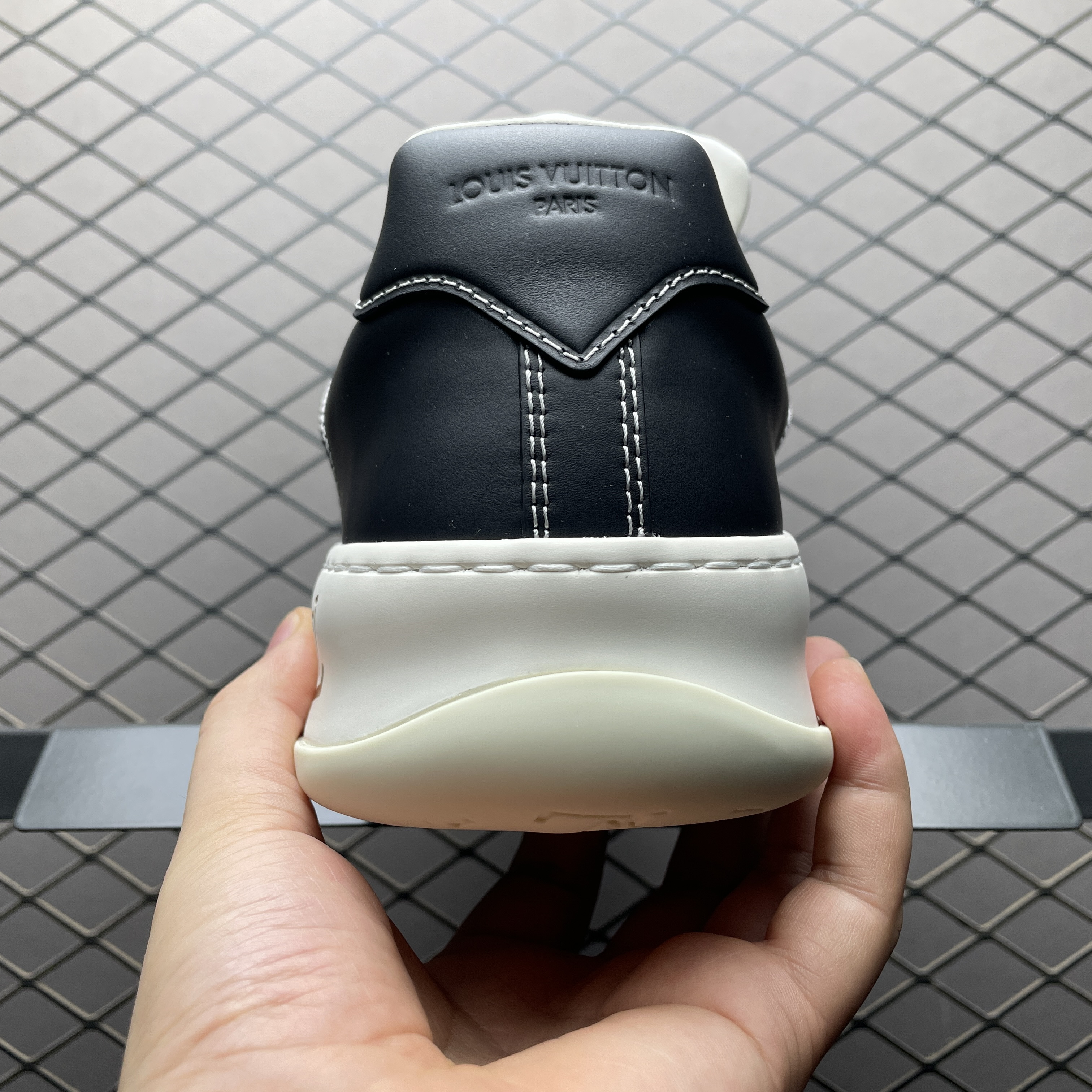 L X V Tilted Casual shoes detail 2