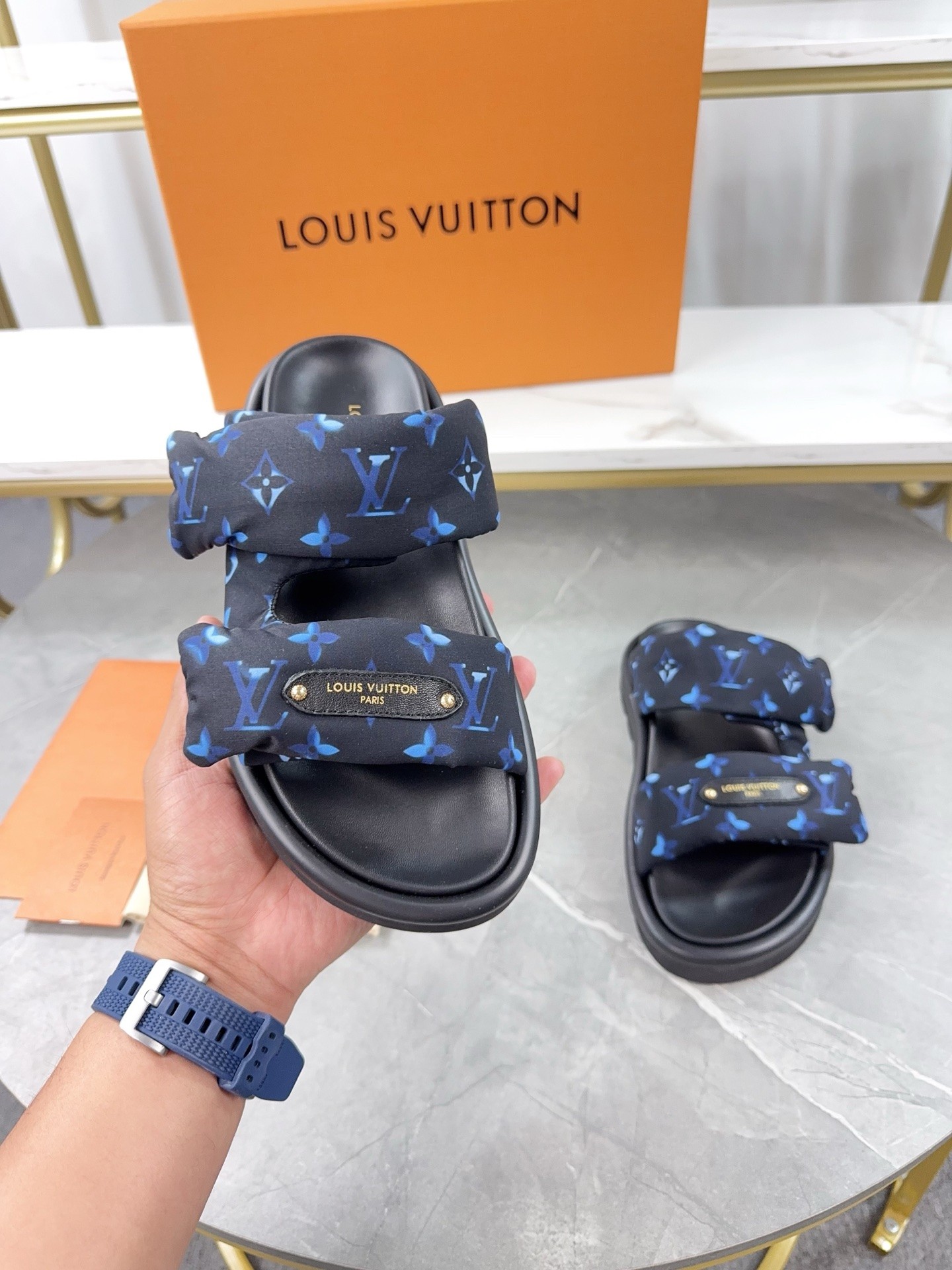 L X V SLIPPERS(Multiple colors) detail 13