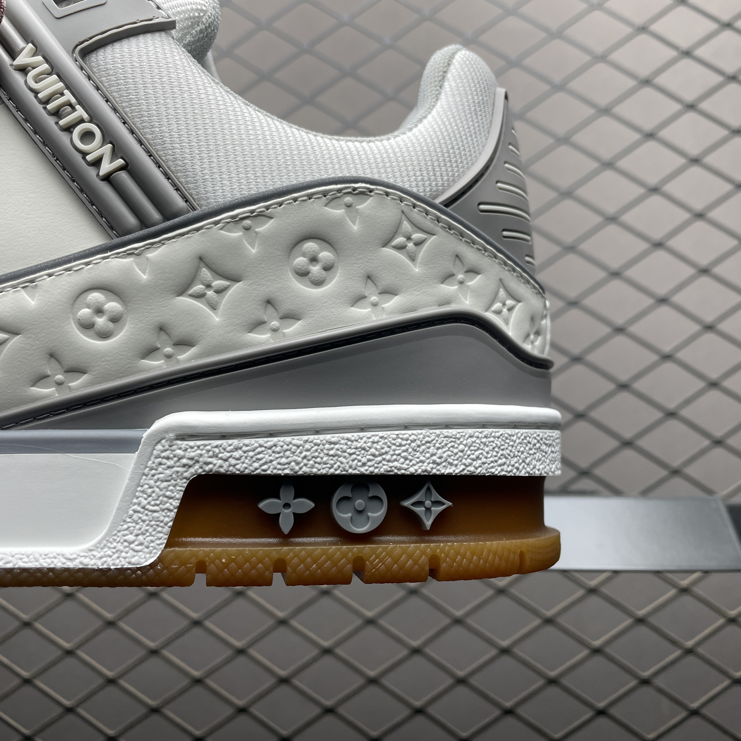 L X V TRAINER SNEAKERS detail 4