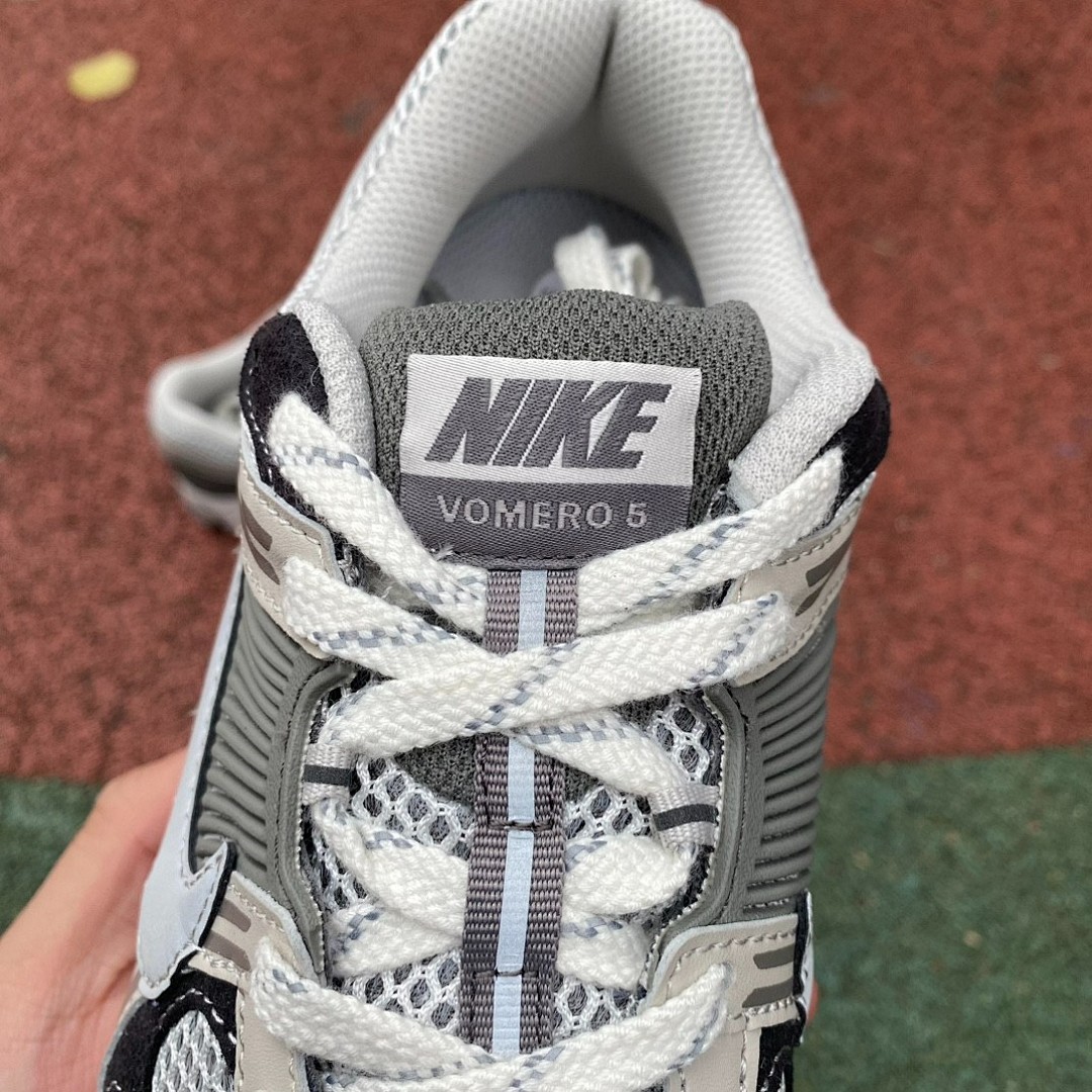 Zoom Vomero5  Nike耐克 Zoom Vomero5 Bone Beige复古元祖灰跑鞋 FD0791-012