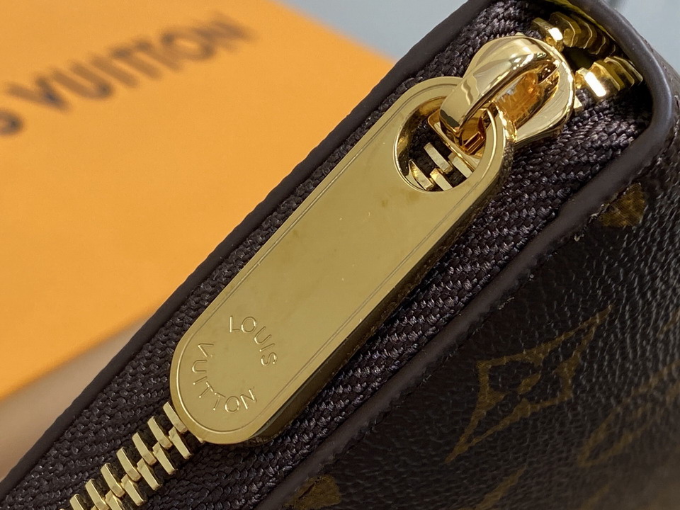 L X V Wallets(Multiple colors) detail 6