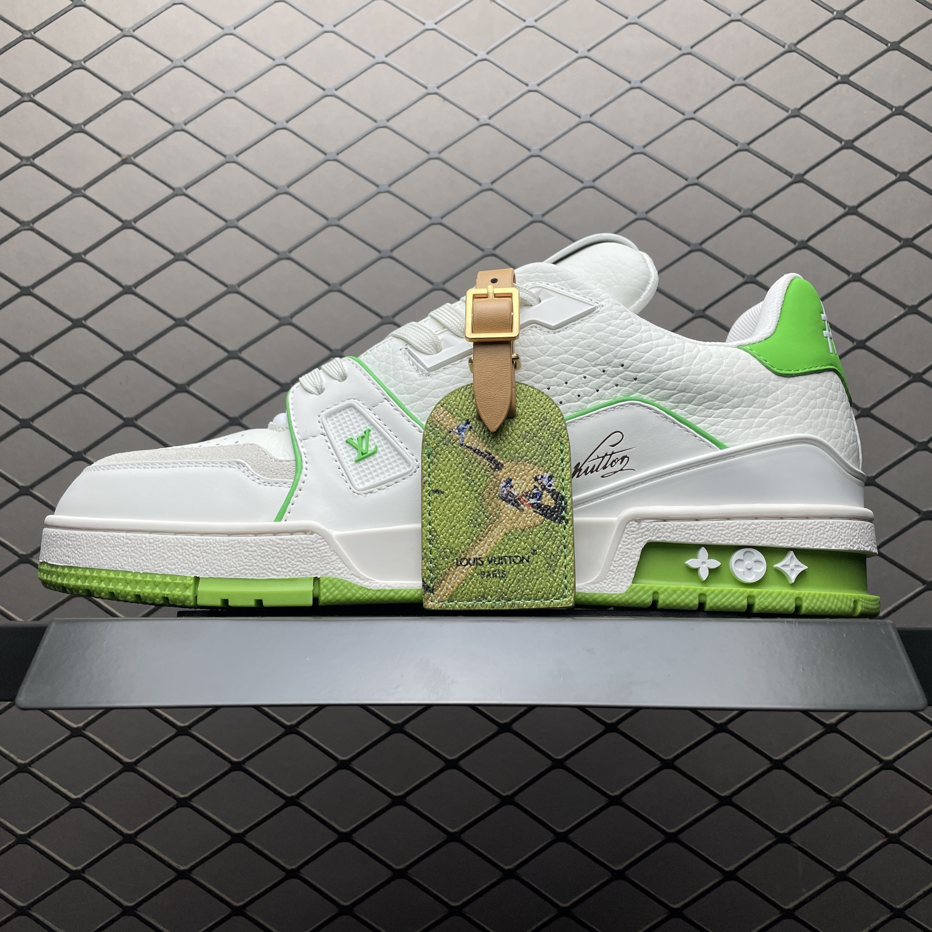 L X V TRAINER Sneakers