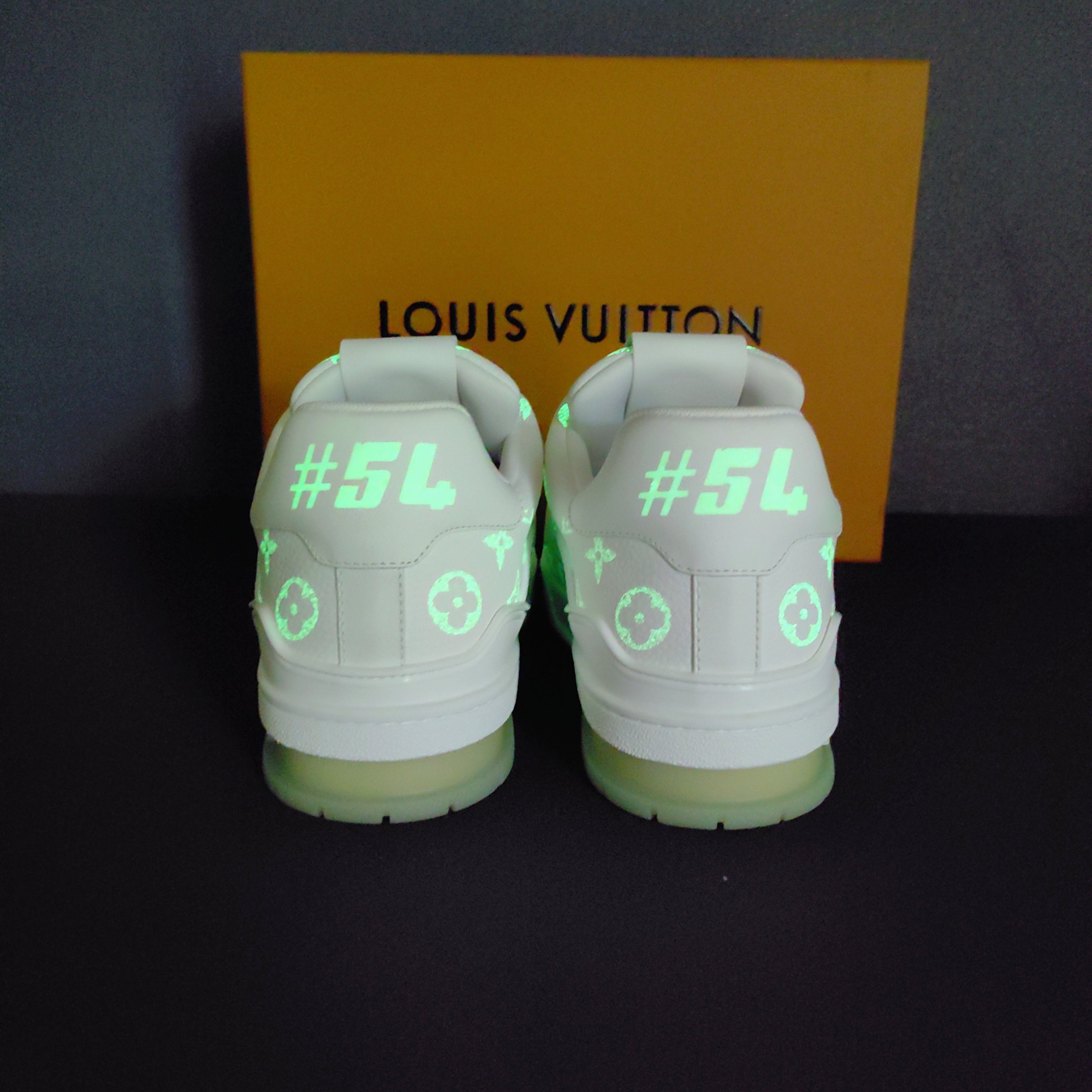 L X V TRAINER (Glow-in-the-dark effect)Sneaker 26SS detail 20