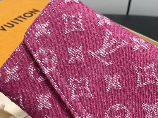 L X V Wallets(Multiple sizes) detail 6