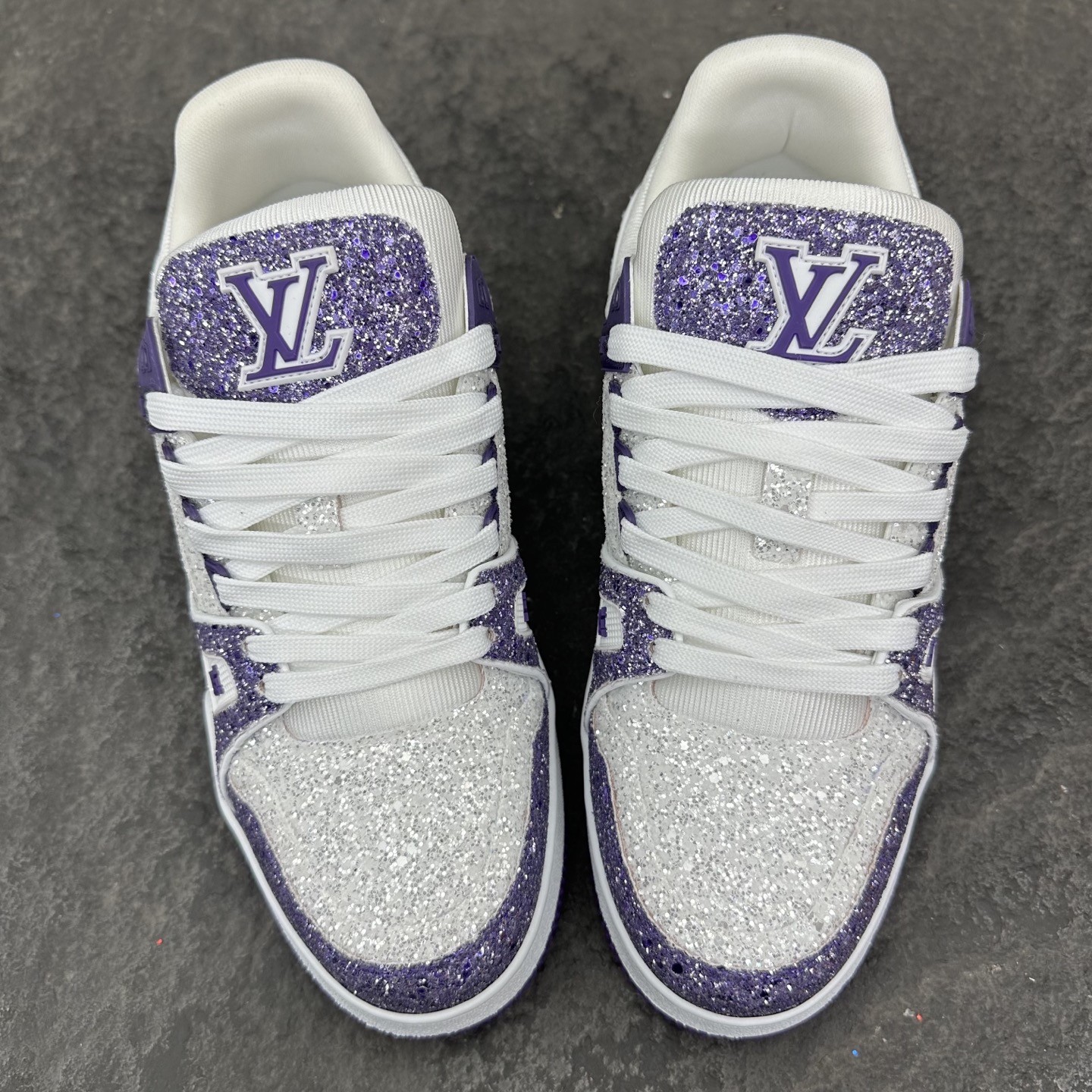 L X V TRAINER Sneakers detail 8