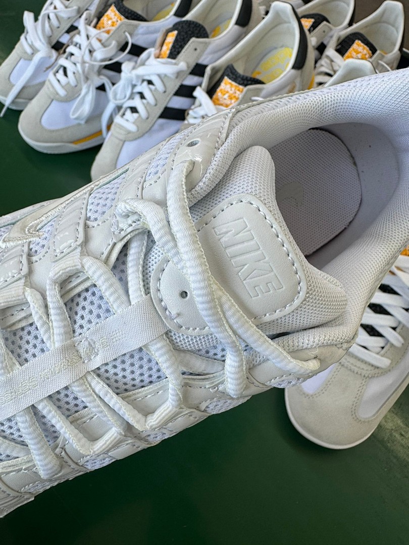 NIKE P-6000 全白 原装订单 外围平台专供 复古科技个性老爹鞋P-6000 灵感来源于 Pegasus 25 和 Pegasus 2006