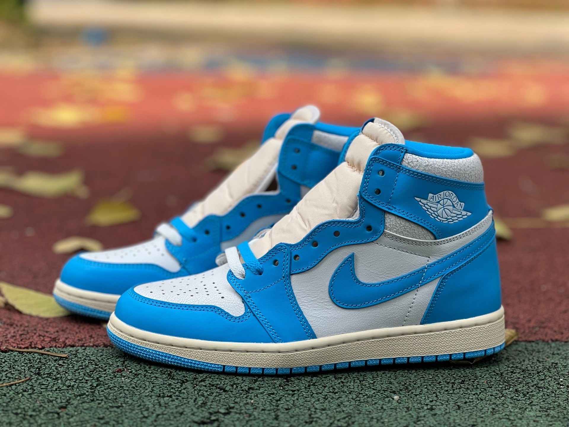 aj1做旧北卡蓝 Air Jordan 1 Hi OG “UNC Reimagined”DZ5485-402