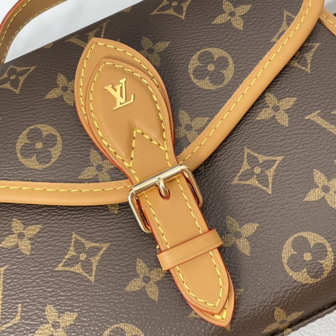 L X V Nicolas Ghesquière M44919 Size:23.5×18×9cm detail 6