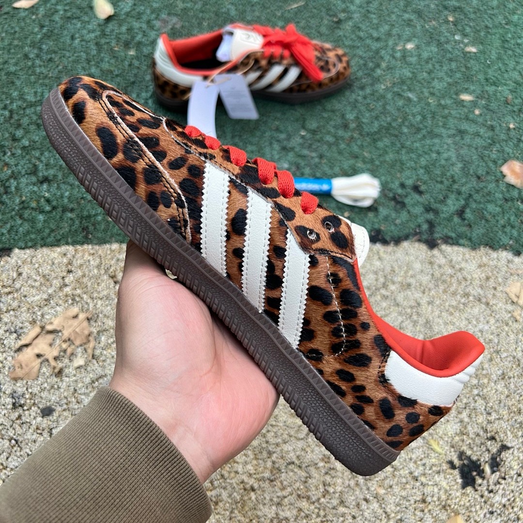 阿迪达斯德训豹纹橙色 s2纯原版 阿迪达斯Adidas Samba OG经典豹纹低帮休闲德训板鞋JI2734