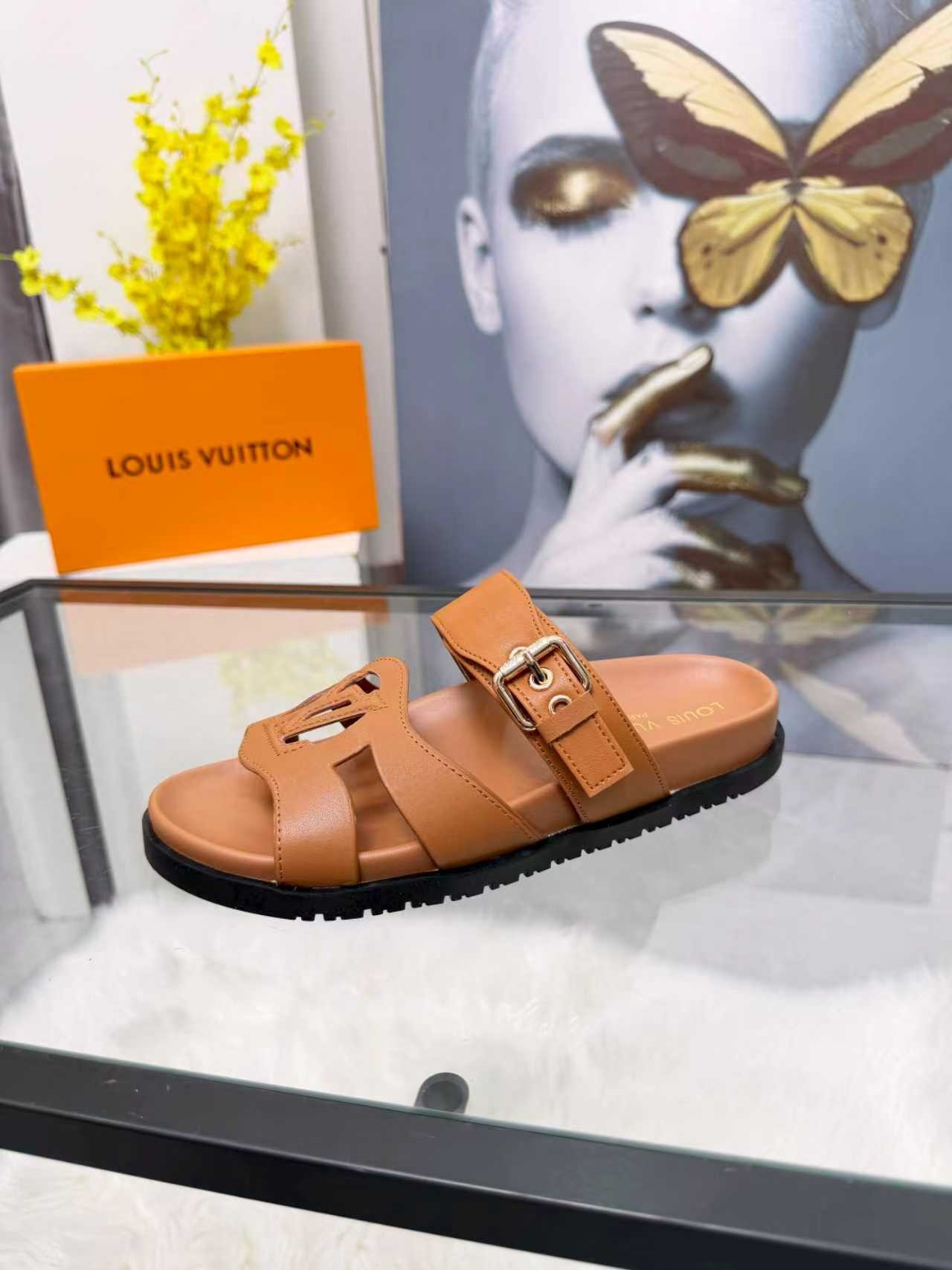 L X V SLIPPERS detail 3