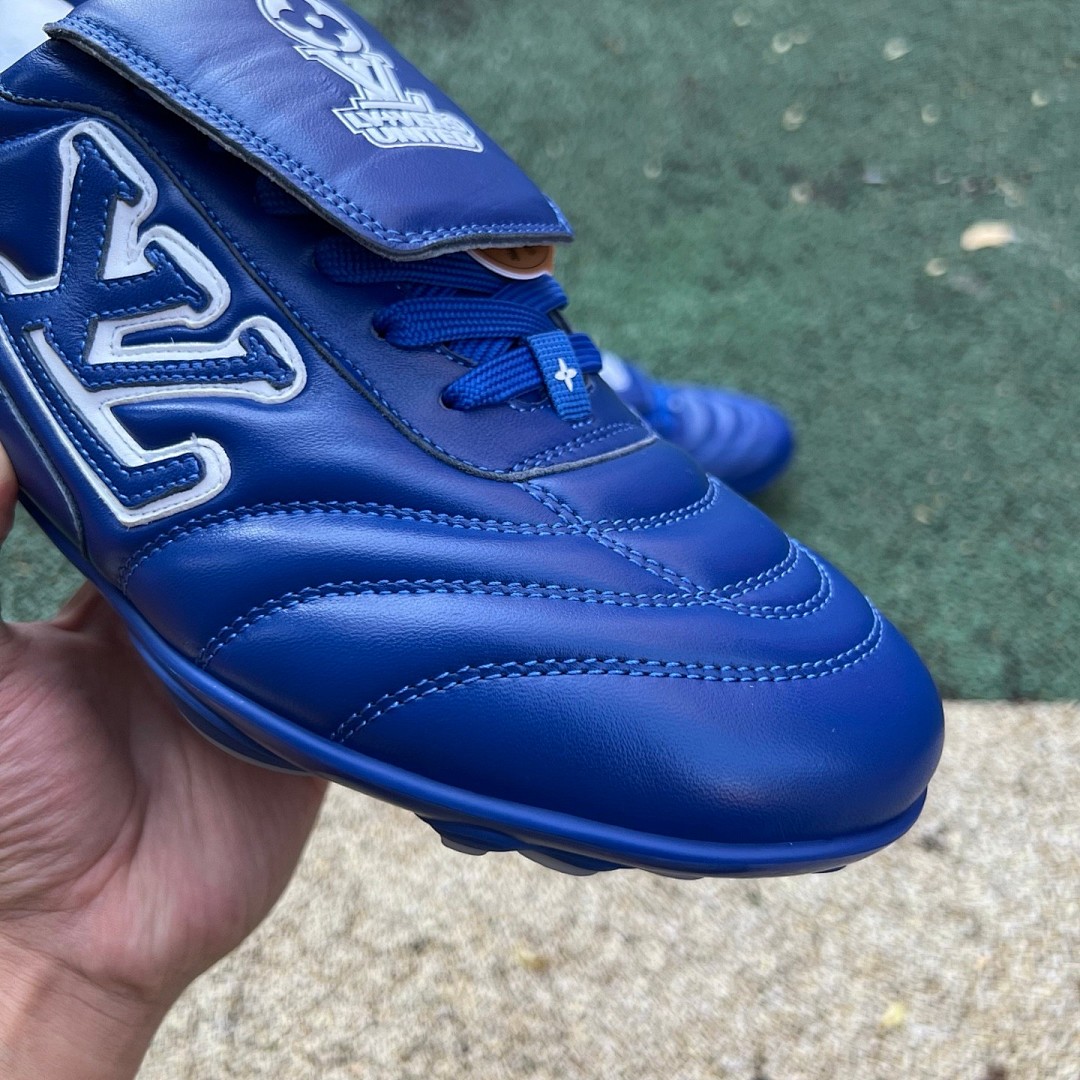 LOUIS VUITTON Footprint Soccer lv足球鞋 蓝色 尺码：39-45   52