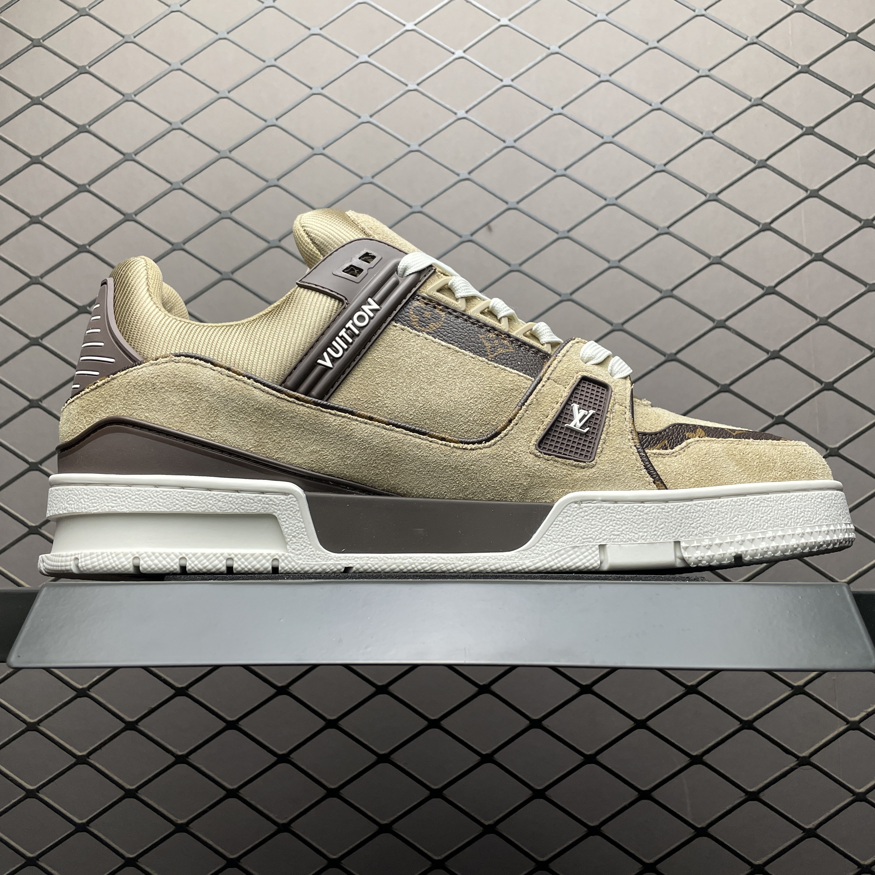 L X V TRAINER SNEAKERS detail 3