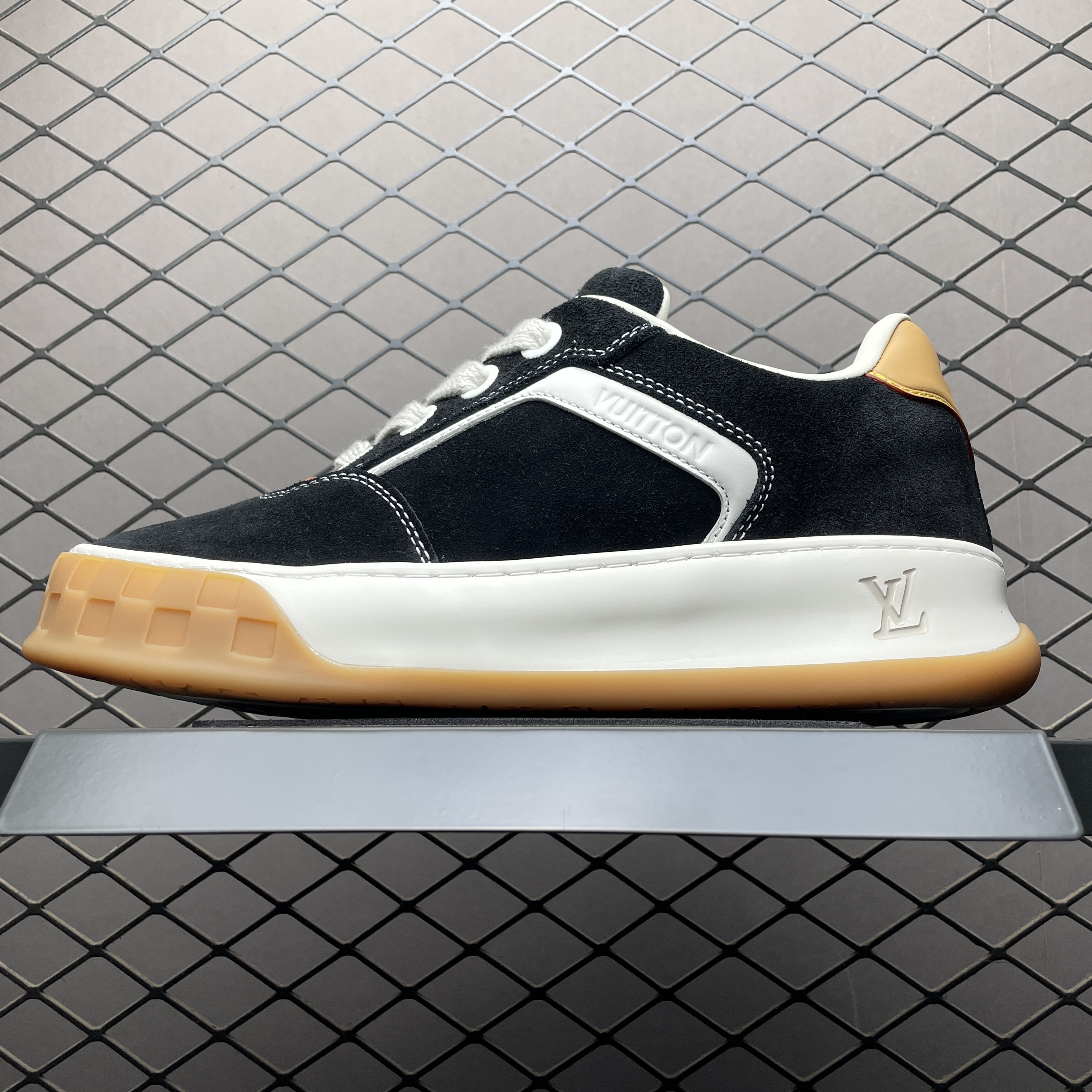 L X V Casual shoes