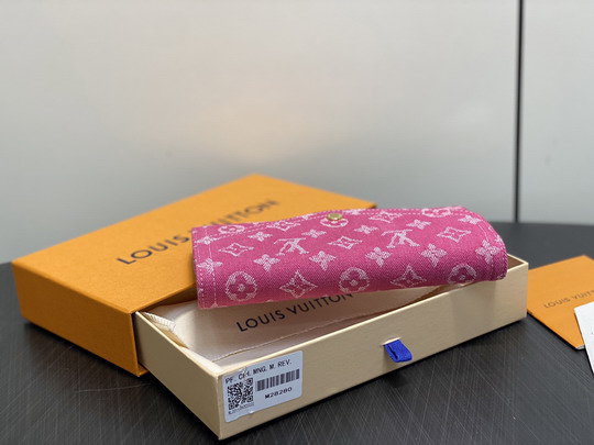 L X V Wallets(Multiple sizes) detail 5