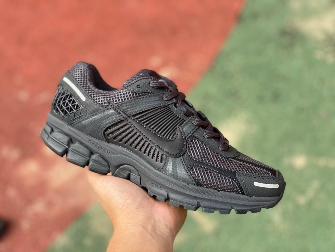 Zoom Vomero 5黑色 Nike Air Zoom Vomero 5防滑耐磨女款 低帮跑步鞋 bv1358-002